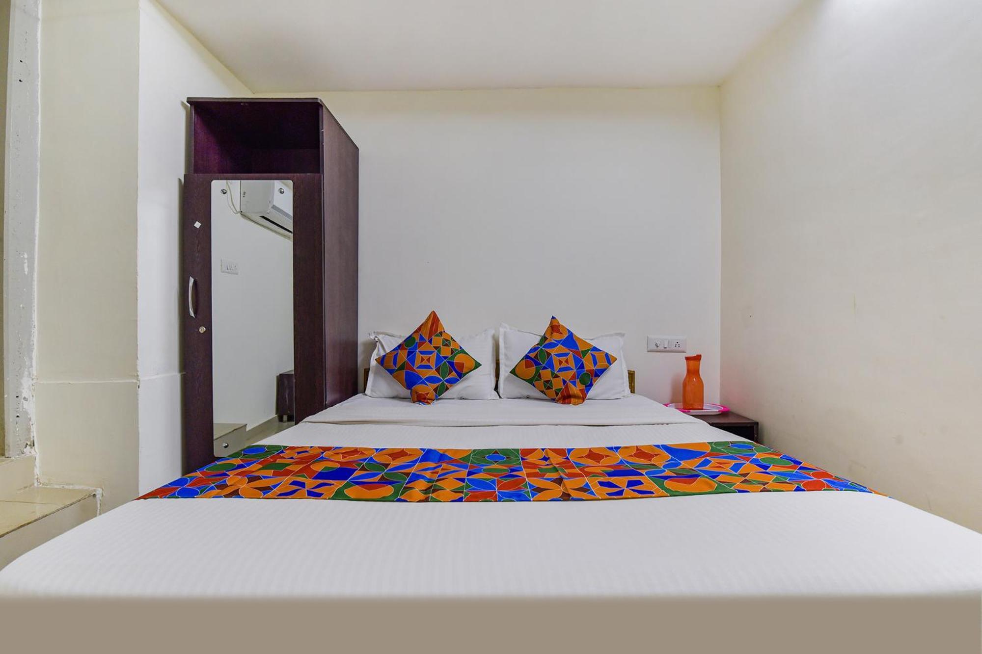 Fabexpress Himalaya Hotel