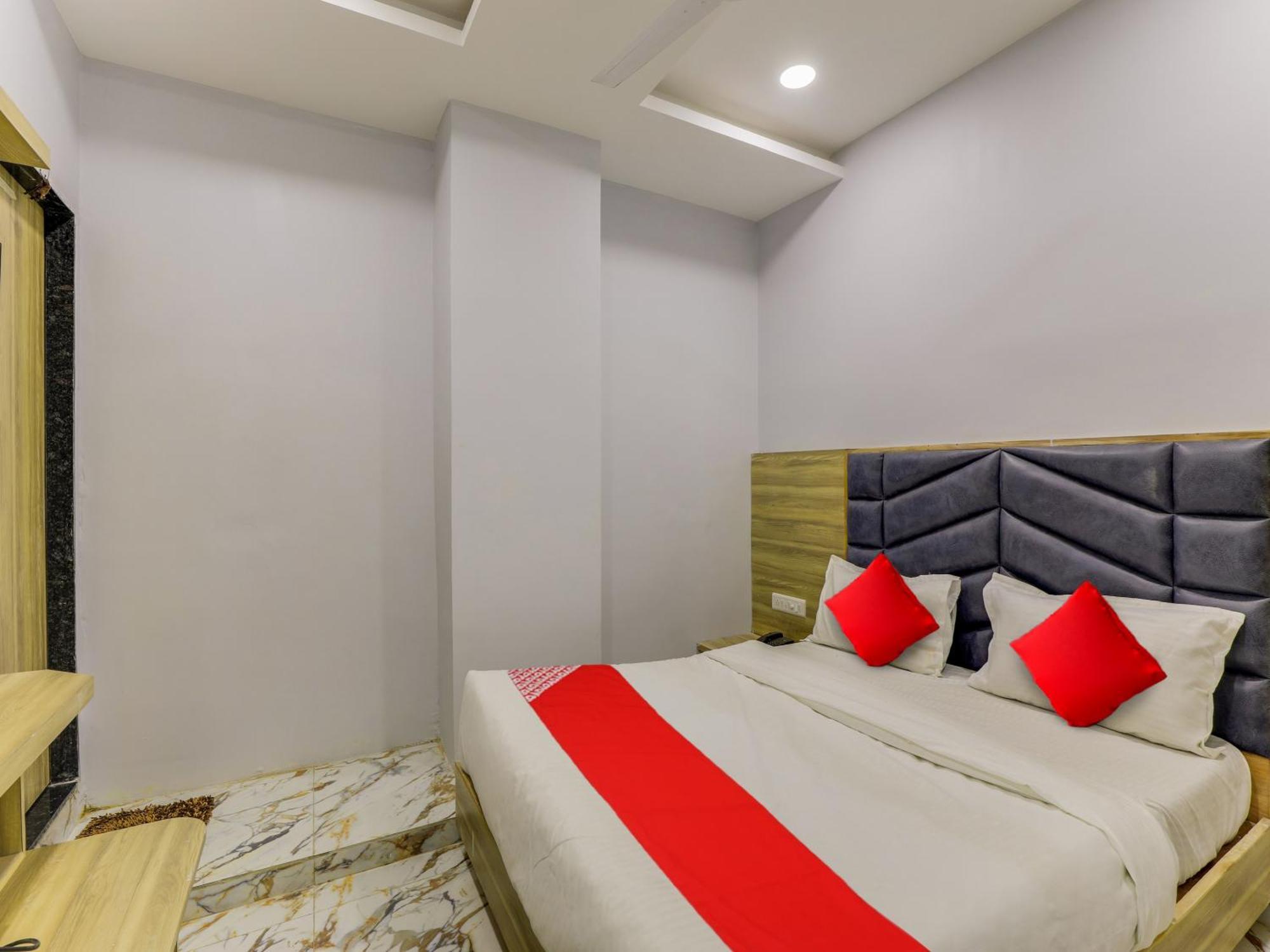 Krishna 3* Ahmedabad