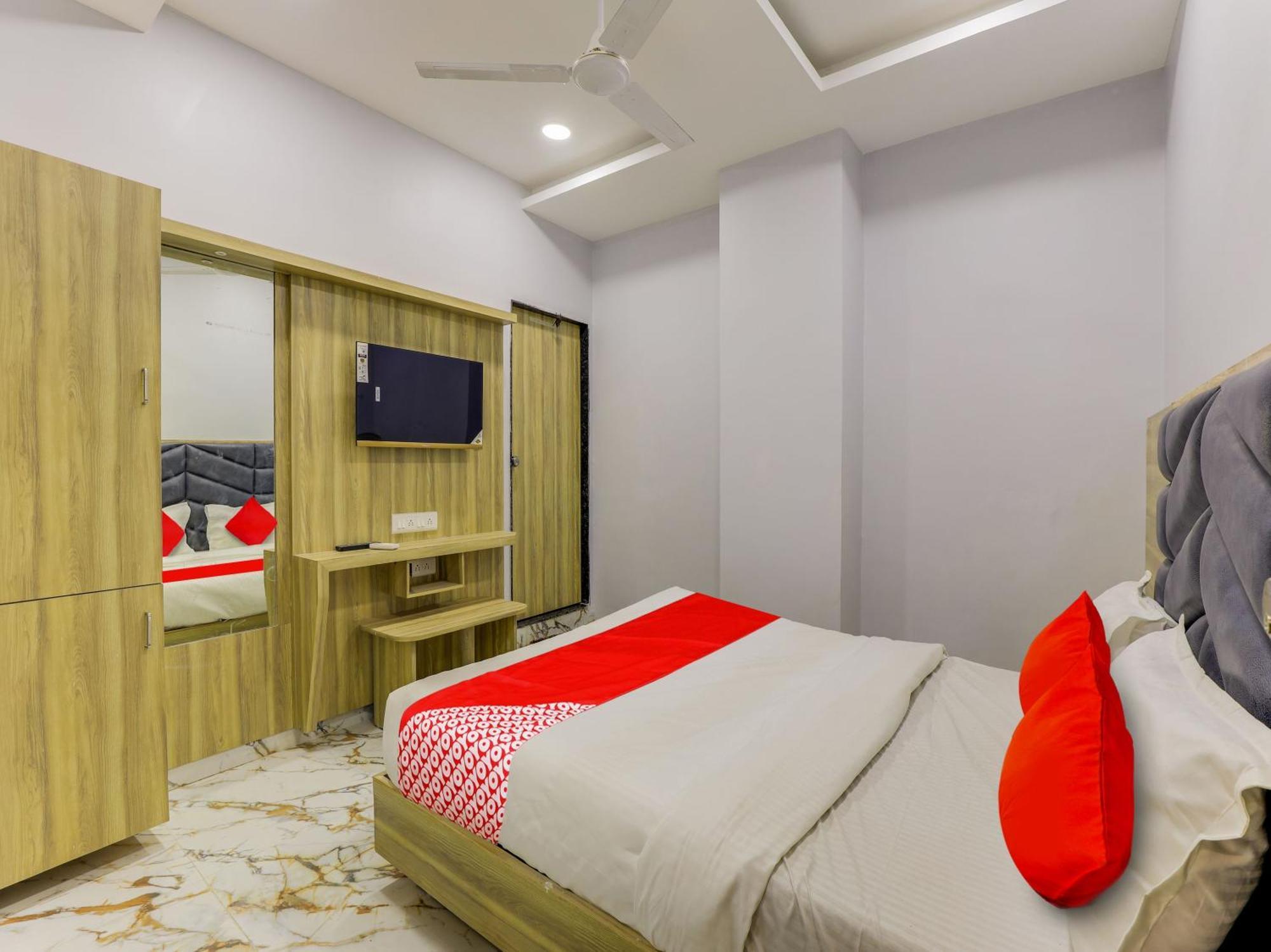 Krishna 3* Ahmedabad