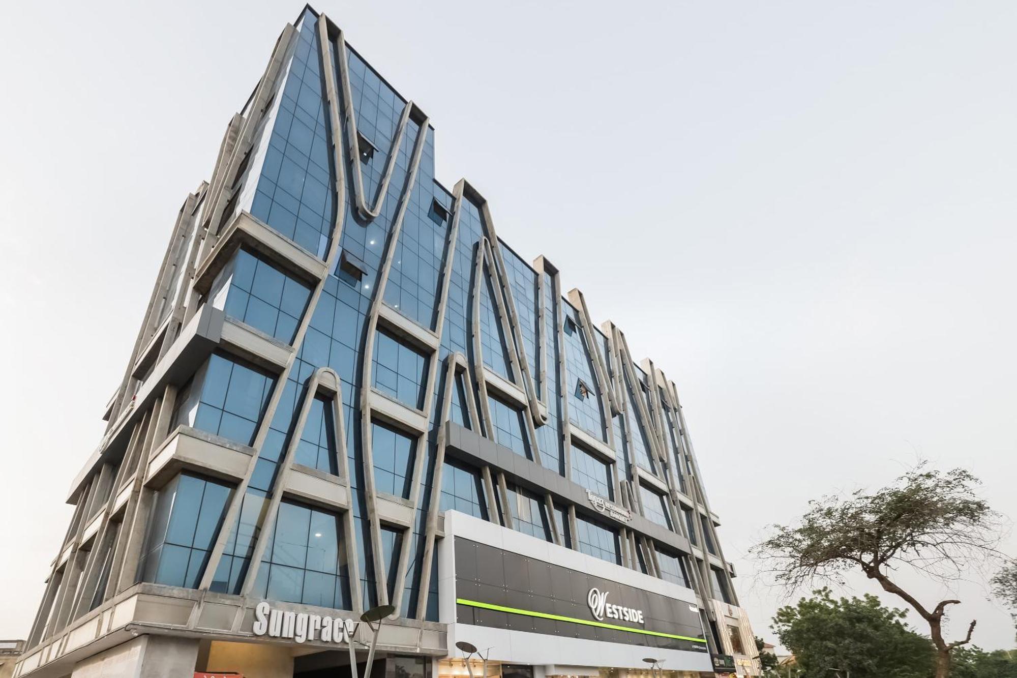 Collection O Alice 3* Ahmedabad