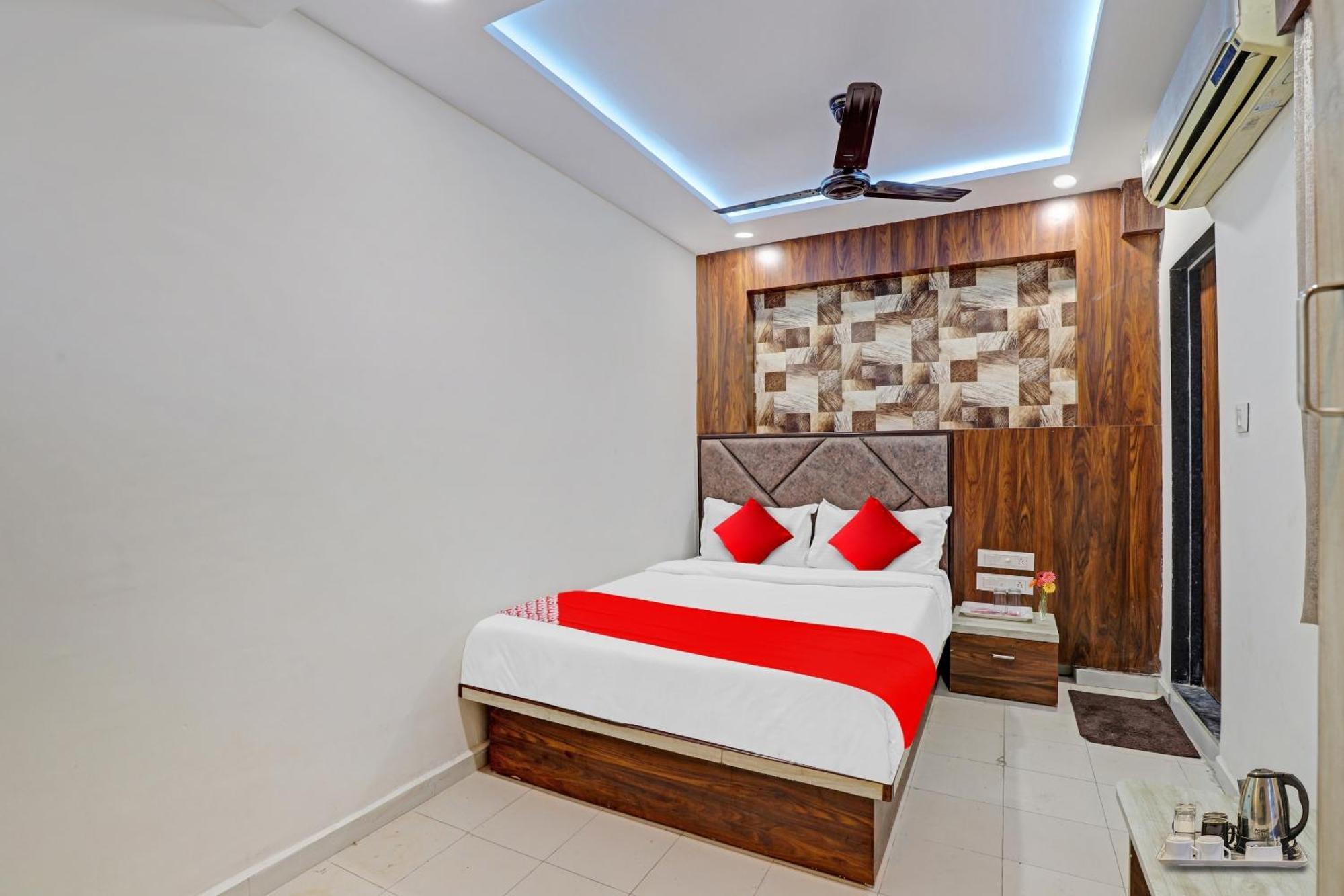 Flagship Sai Hotel