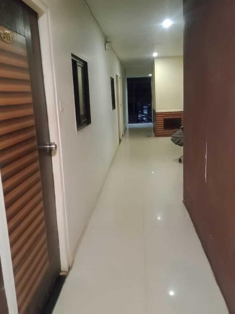 Spot On Shreeji Palace Hotel 3*