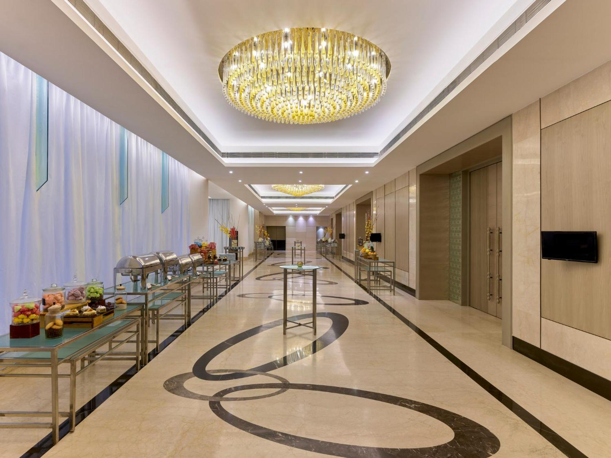 Crowne Plaza Centre By Ihg Ahmedabad