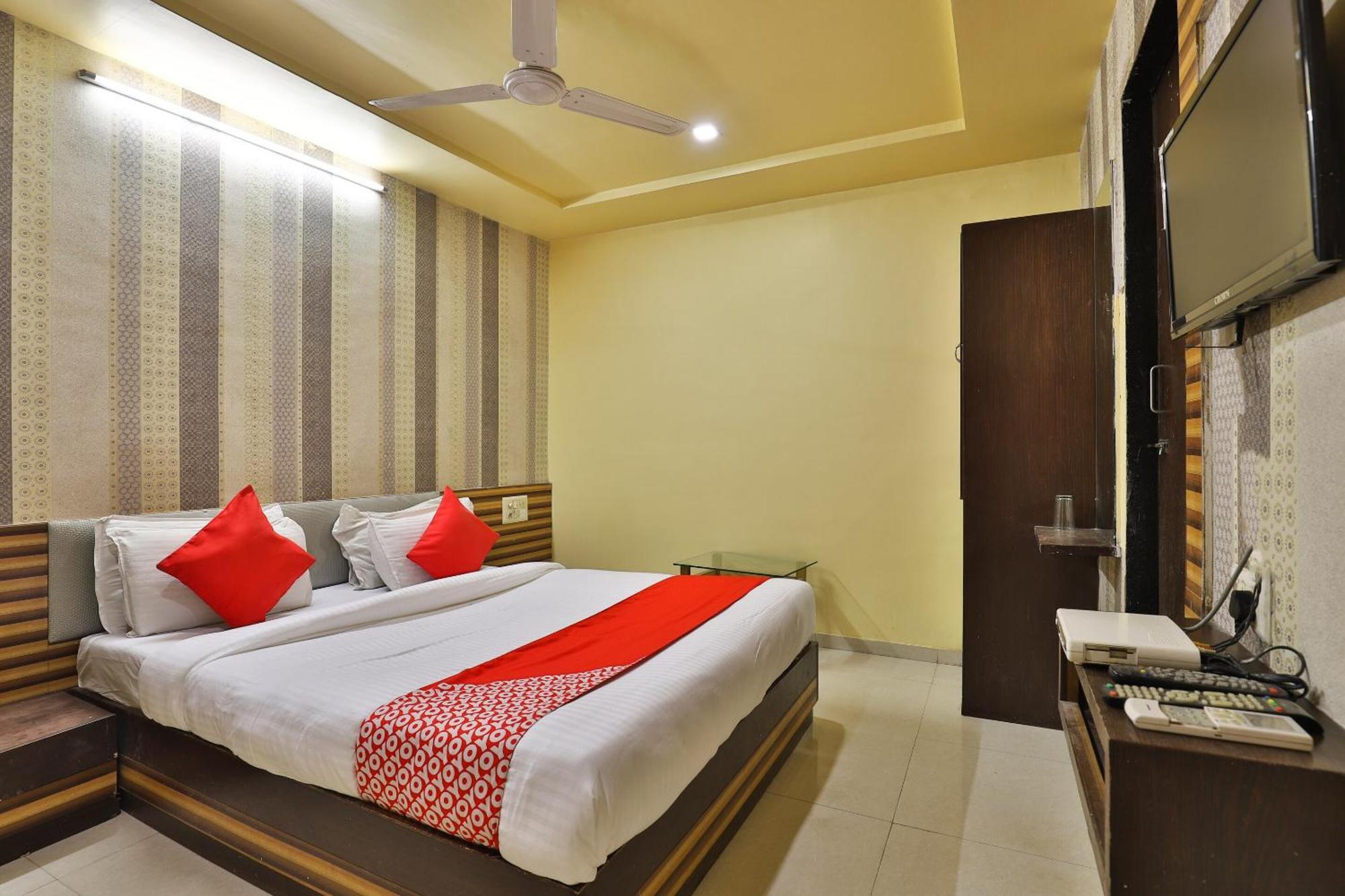 Hotel Spot On Shreeji Palace Ahmedabad
