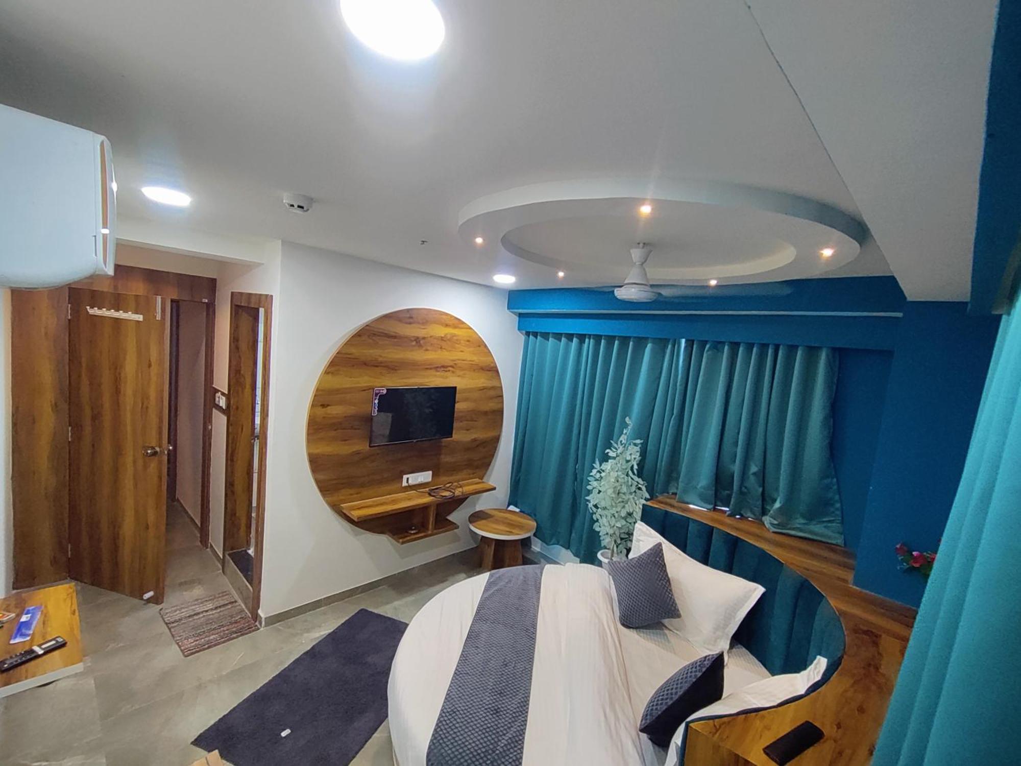 Lee Park Hotel Ahmedabad