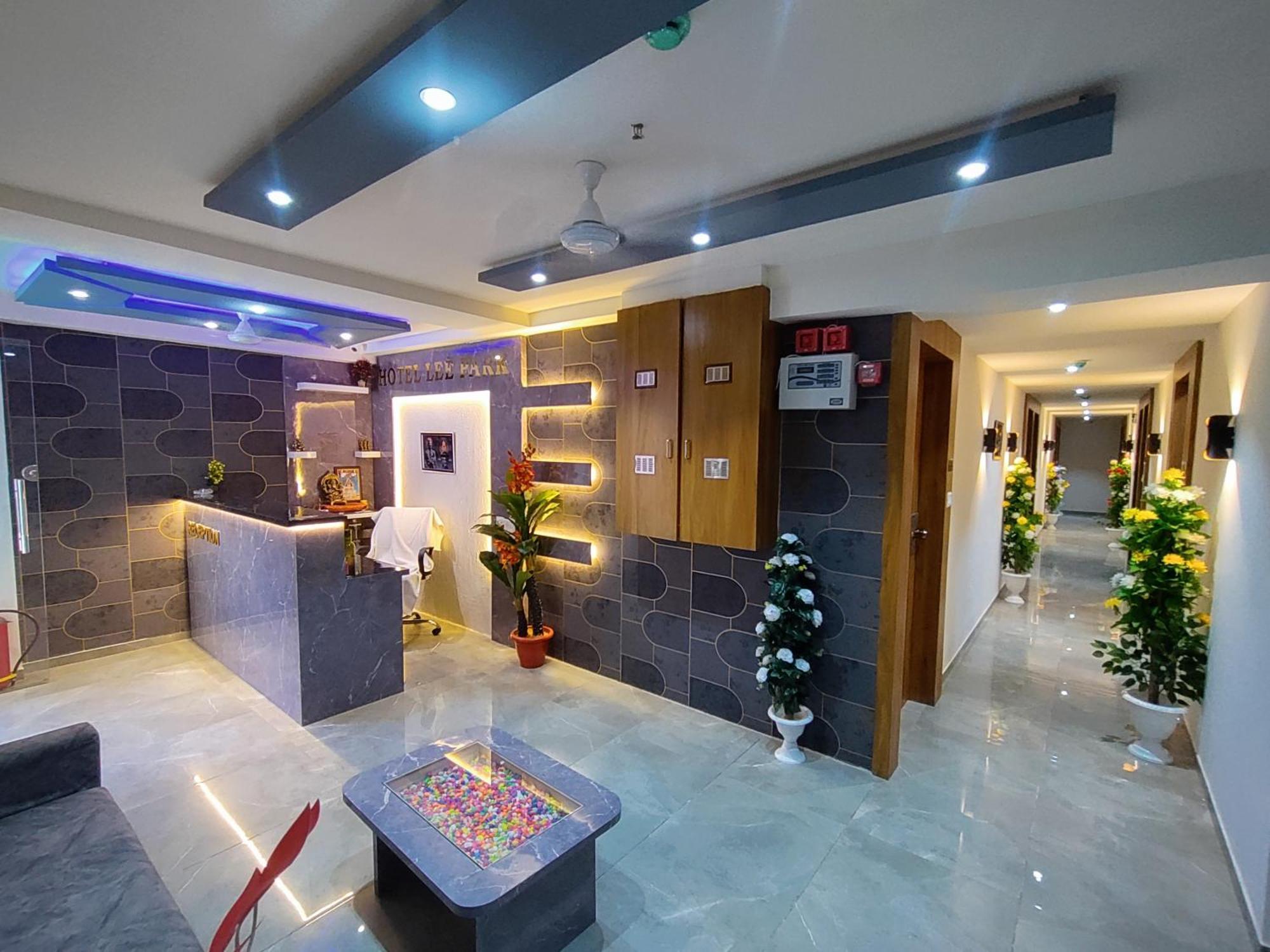 Hotel Lee Park 3*