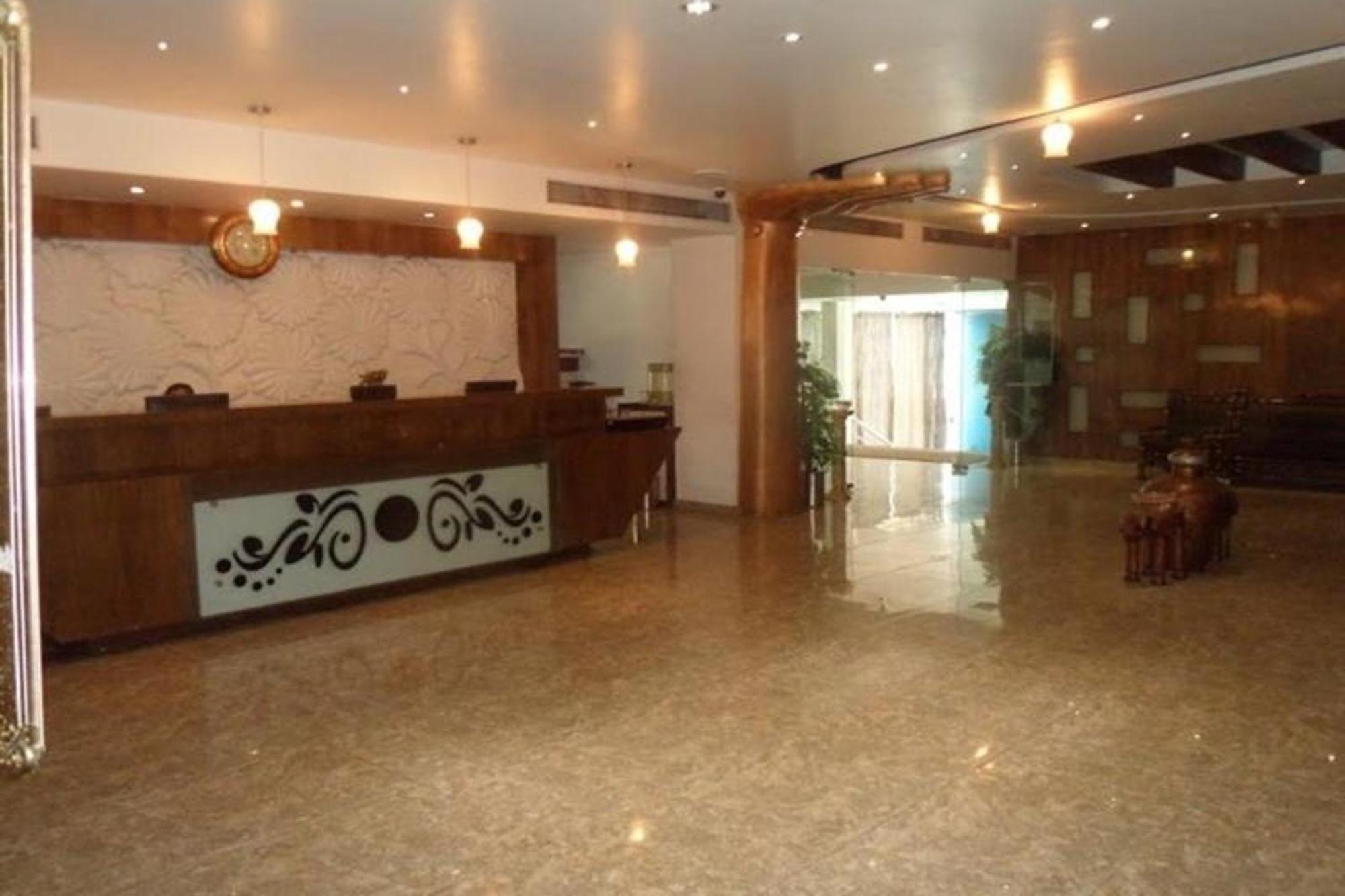 Maan Residency Satellite Road Hotel