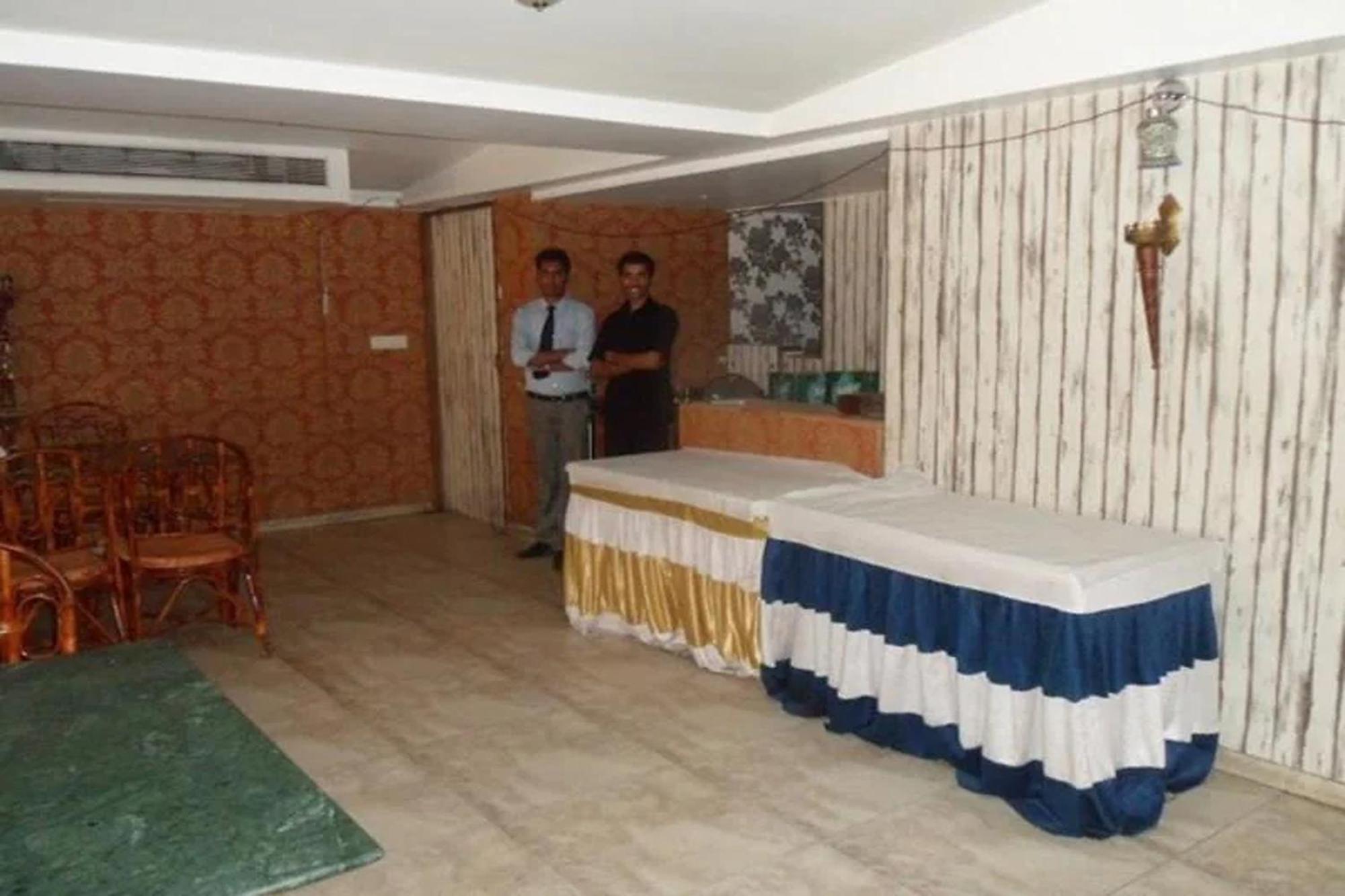 Maan Residency Satellite Road Hotel 3*