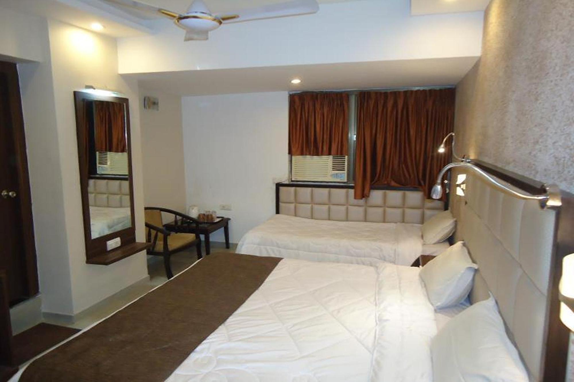 Maan Residency Satellite Road Hotel