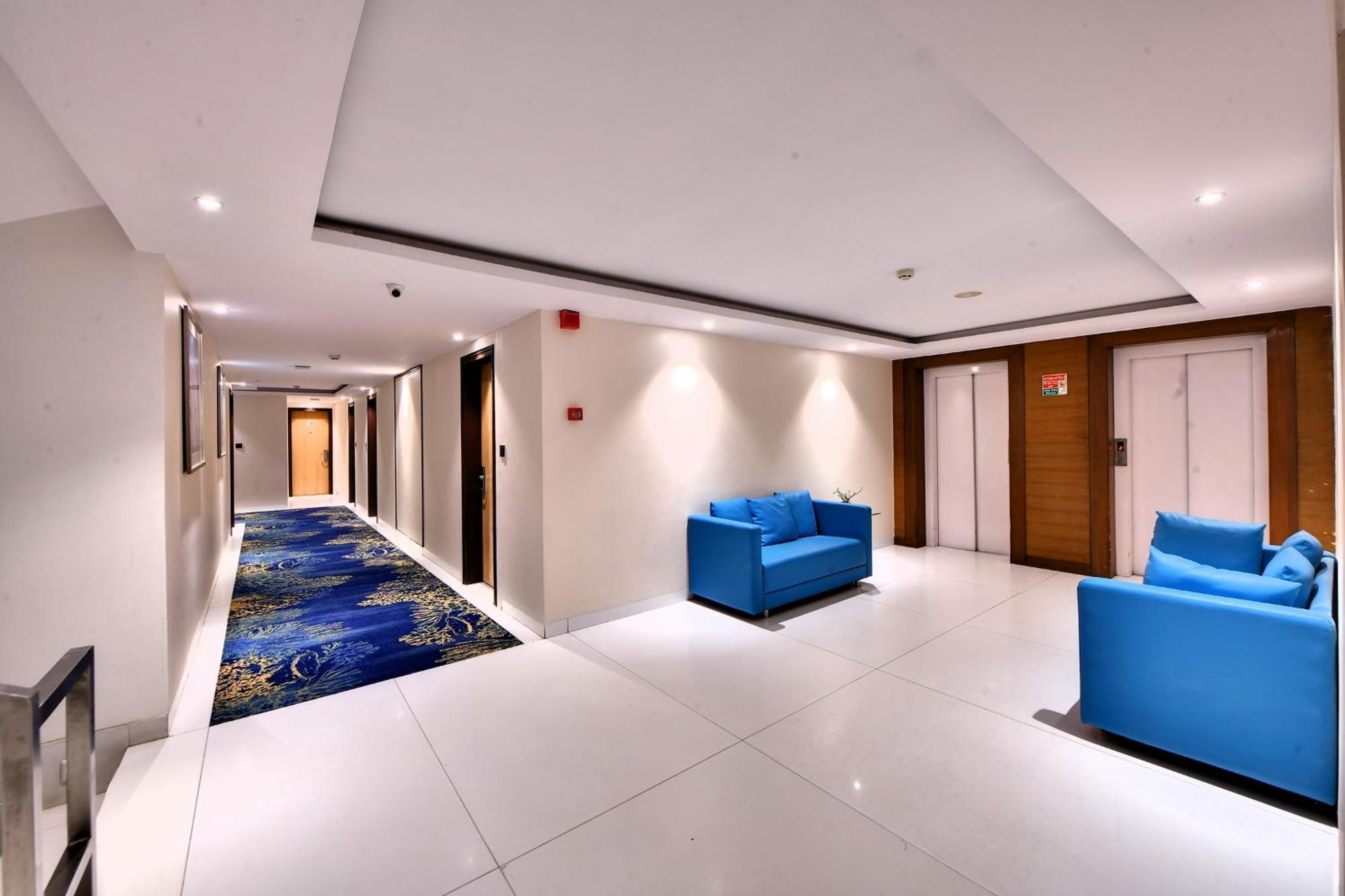 Hotel The Fern Residency, Subhash Bridge,