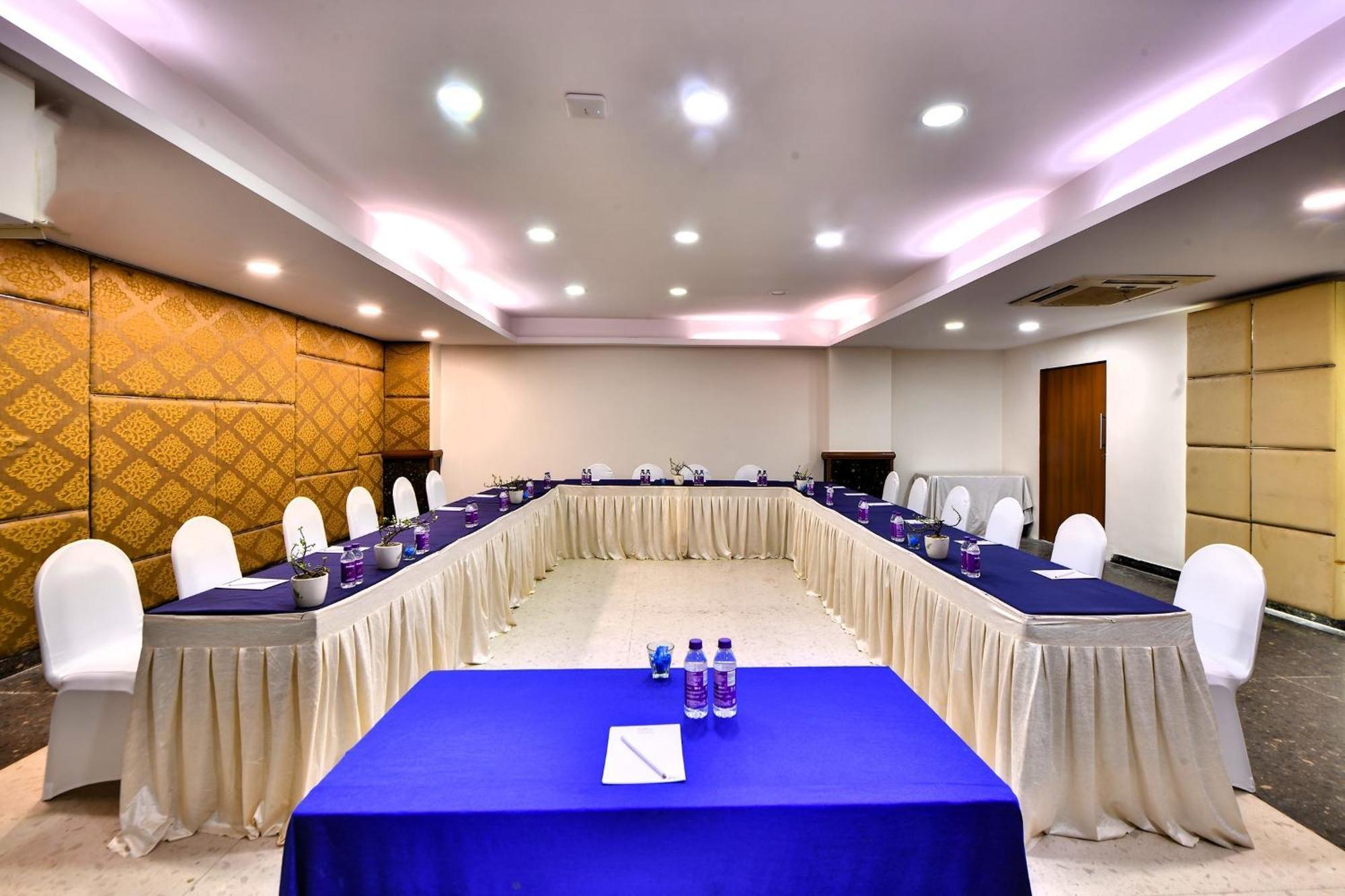 The Fern Residency, Subhash Bridge, Hotel Ahmedabad