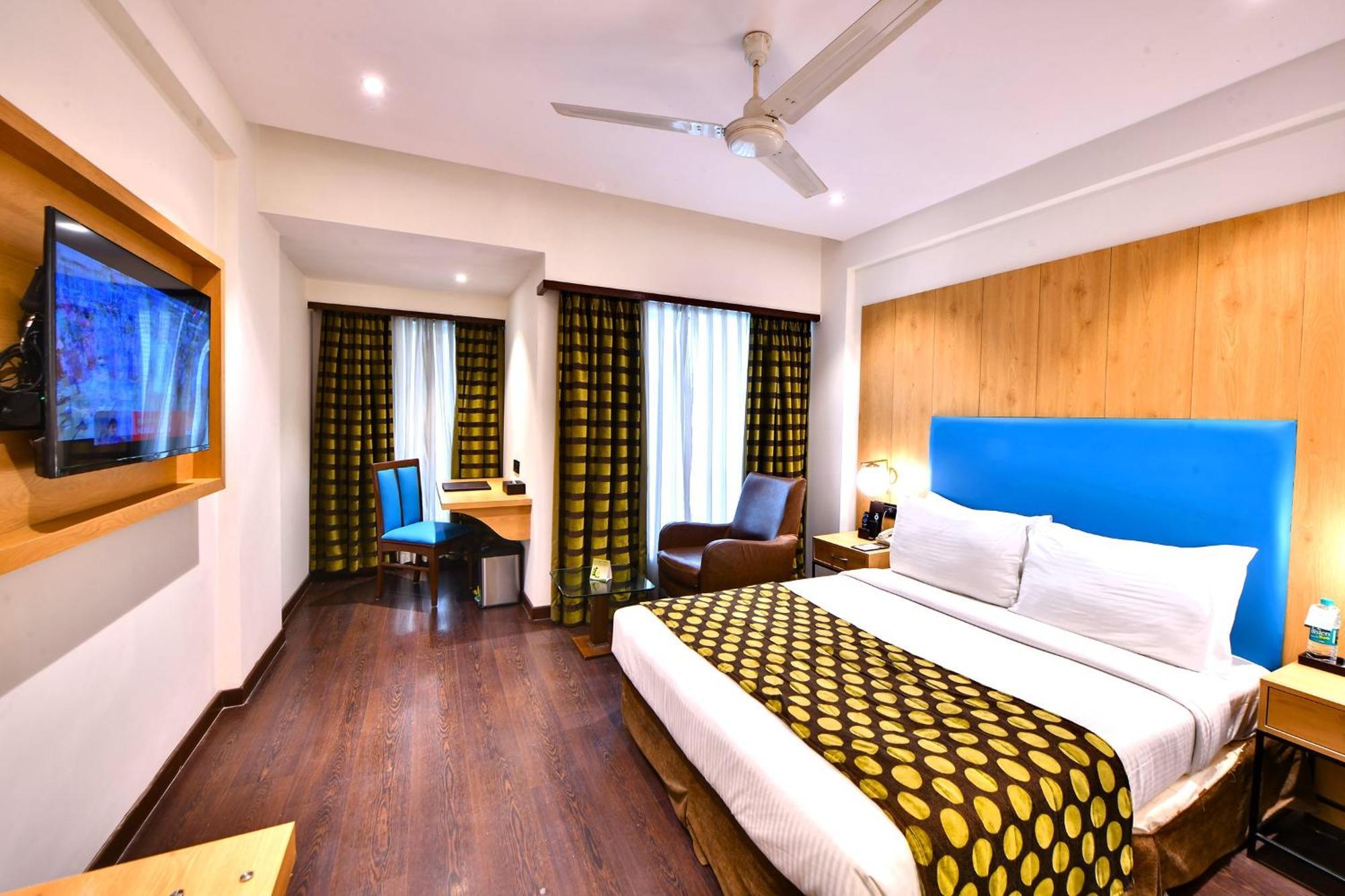 The Fern Residency, Subhash Bridge, Hotel 4*