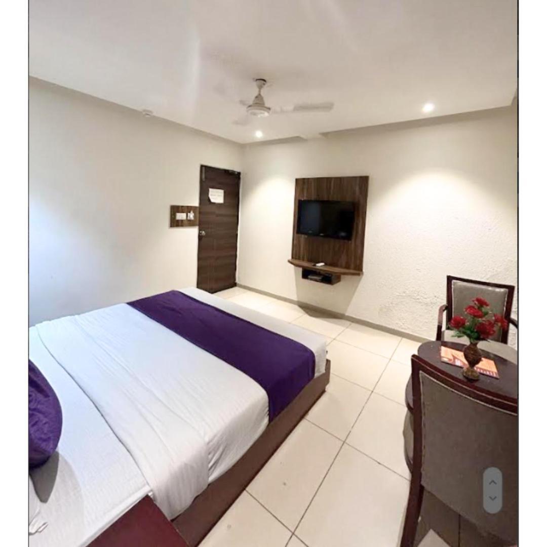 Casa de hóspedes Shrimad Motera Ahmedabad