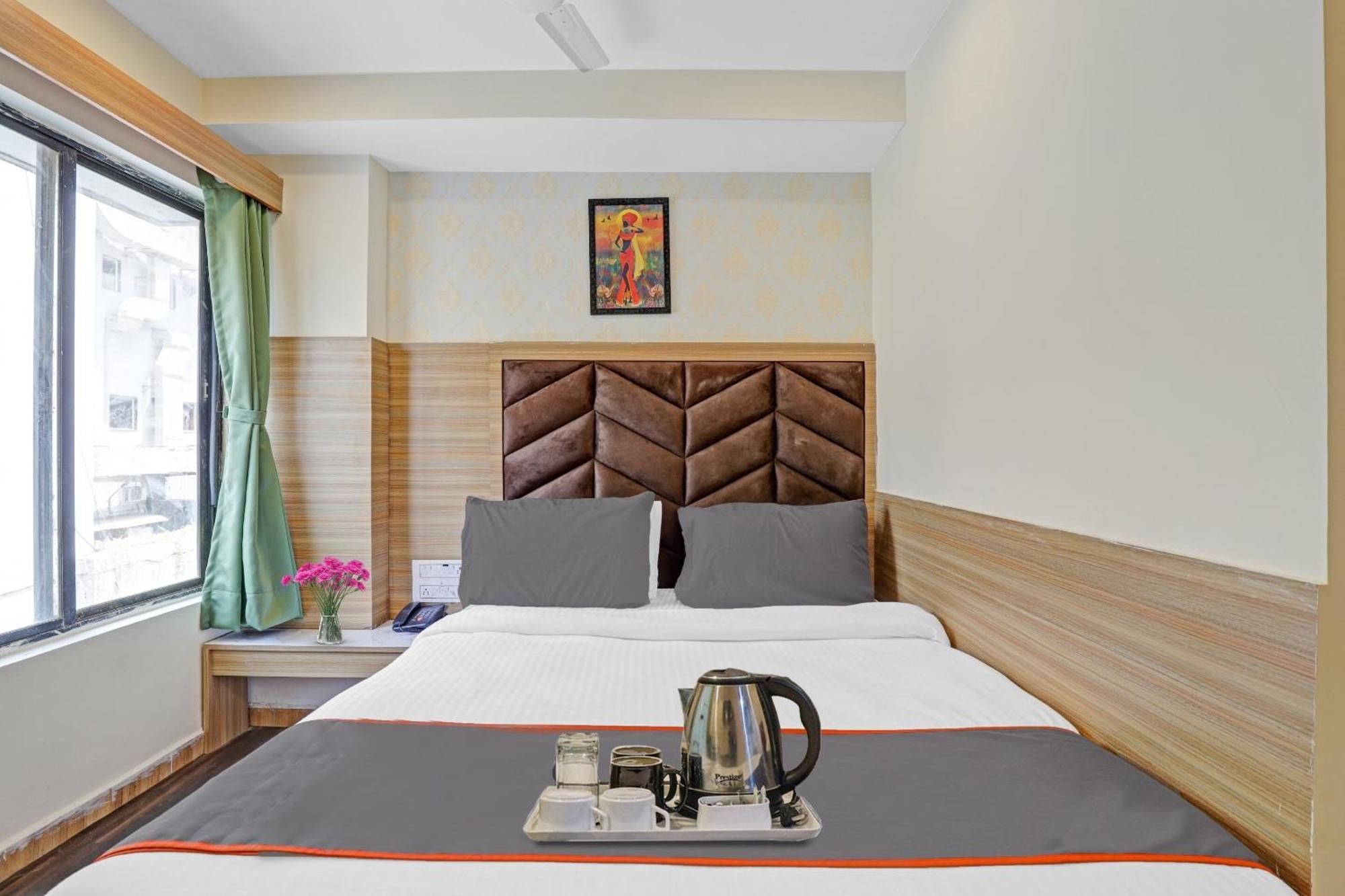 Hotel Collection O 3*