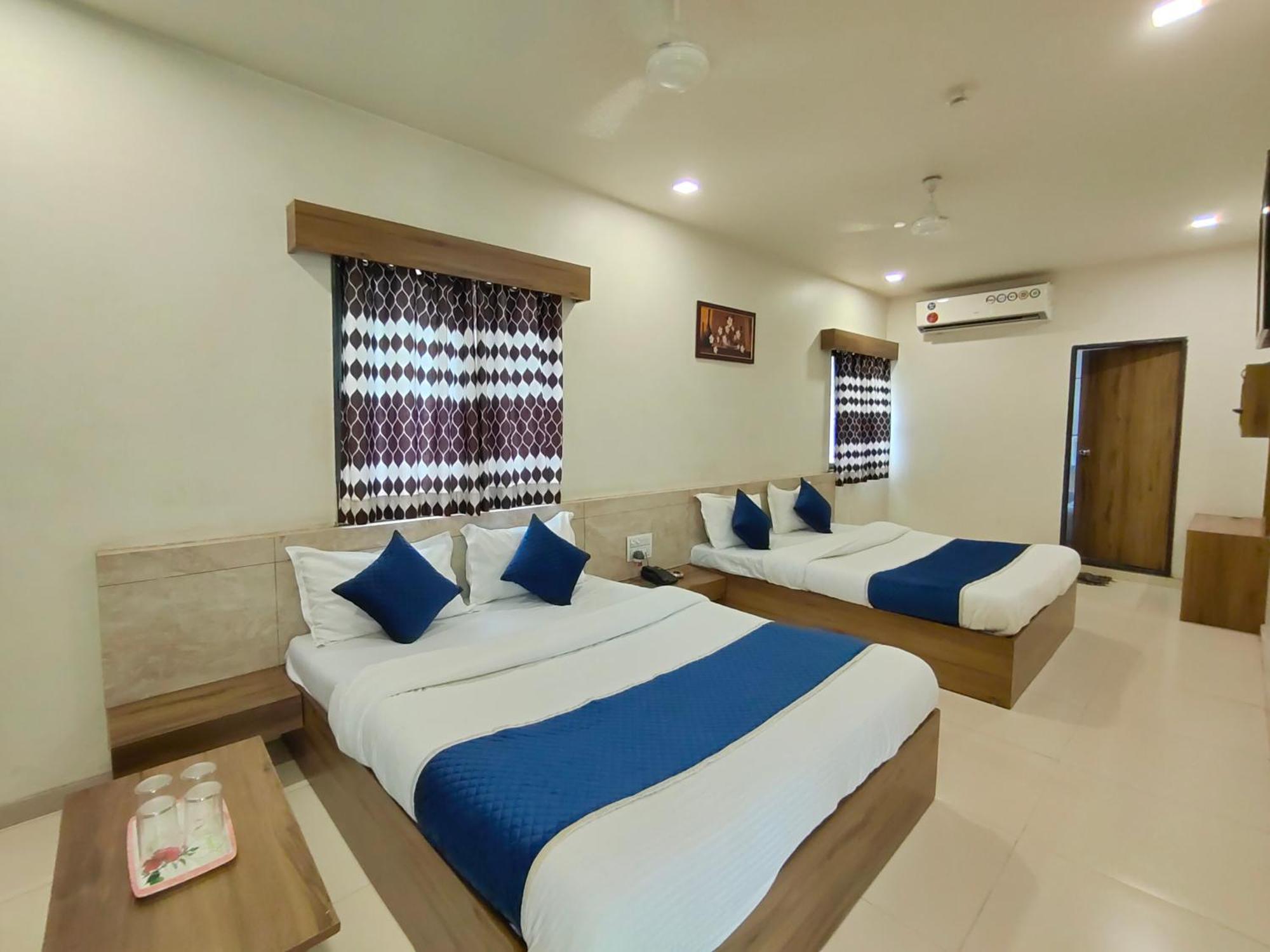 Palm Residency