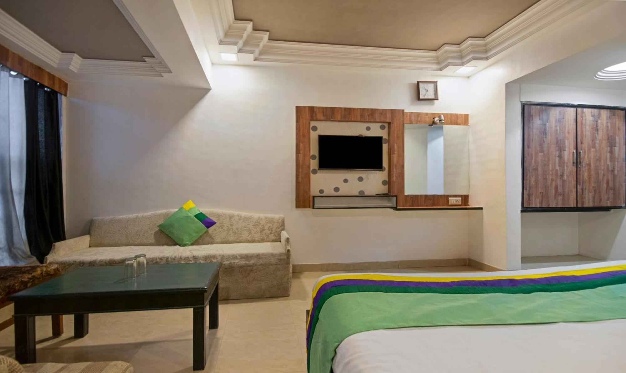 Itsy Shree Krishna Palace 3* Ahmedabad