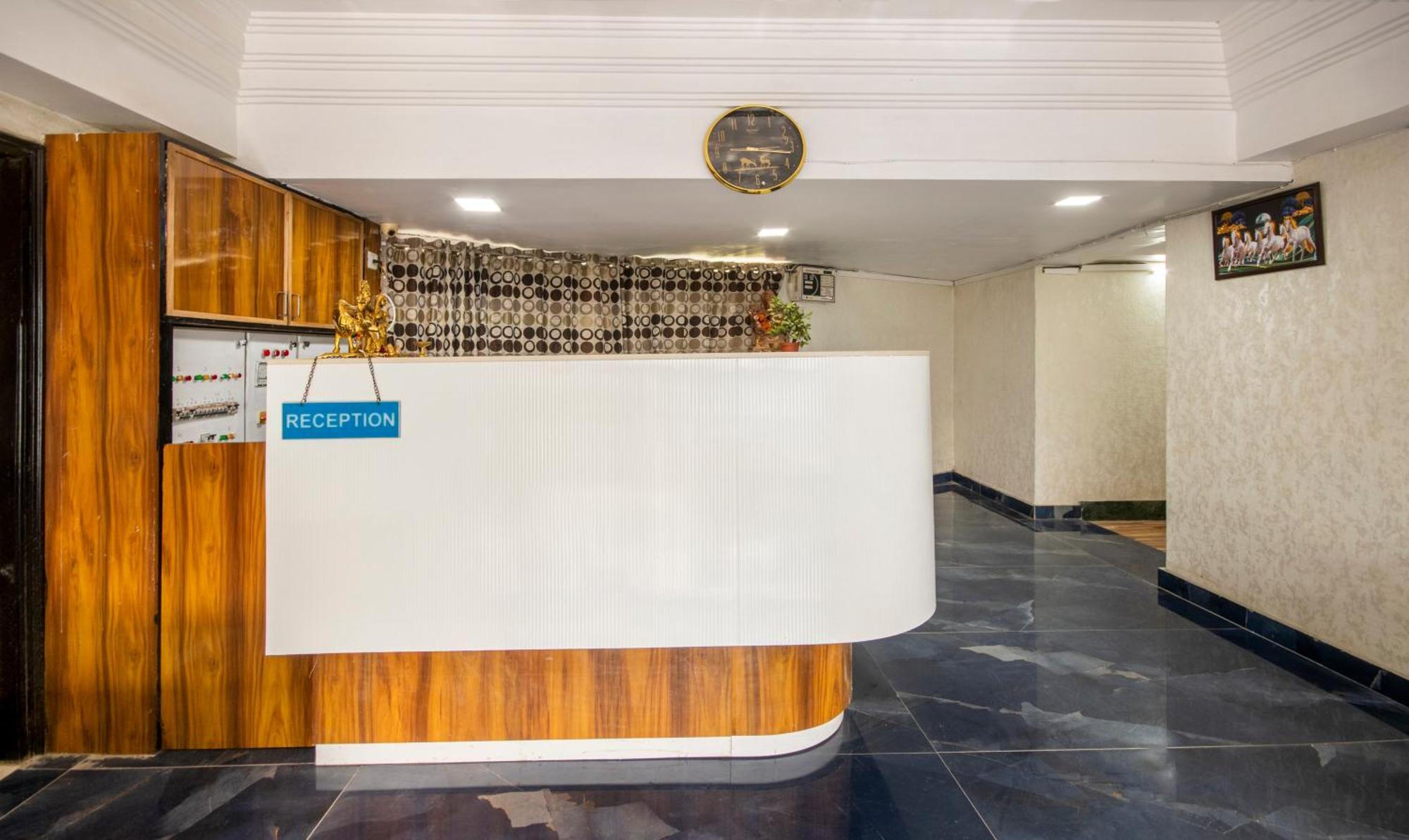 Itsy Shree Krishna Palace 3*