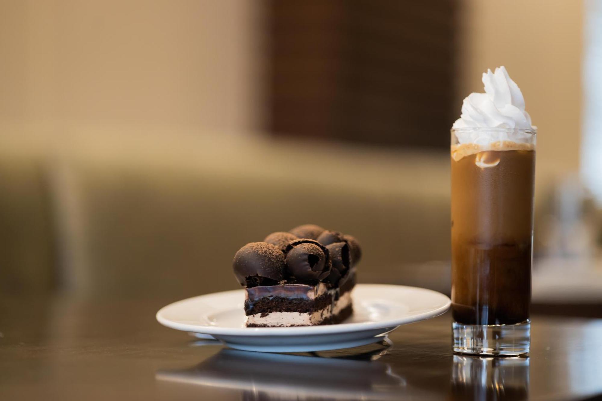 Four Points By Sheraton Hotel 4*