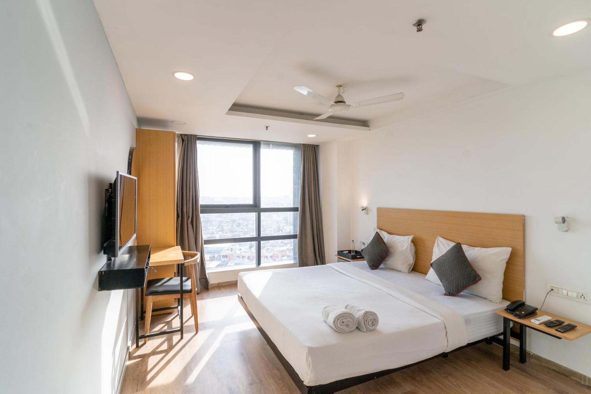 Hotel Sunflare