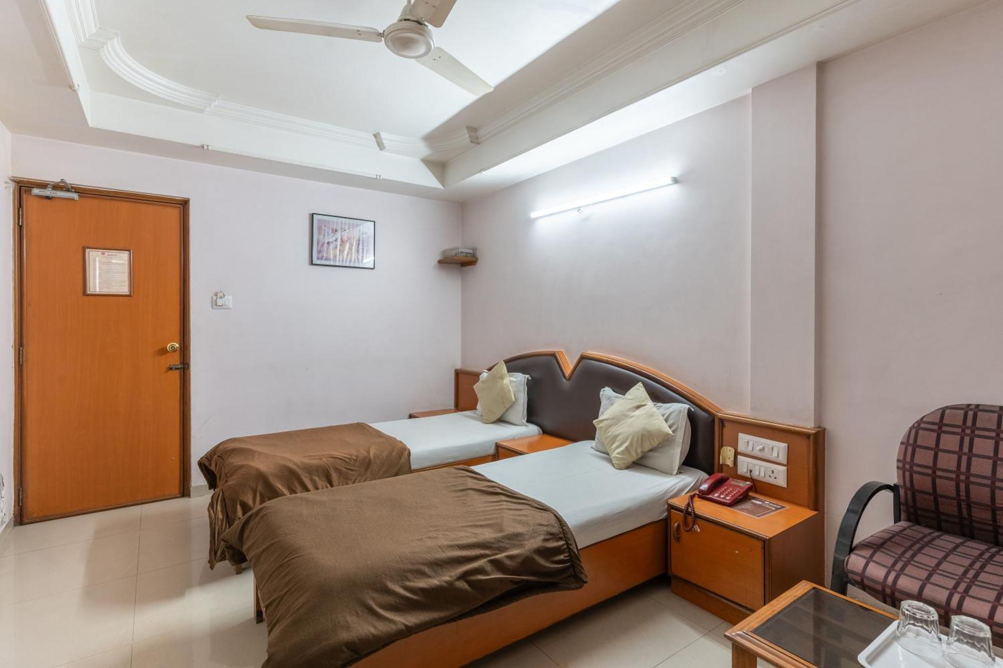 Sanmati Hotel Ahmedabad