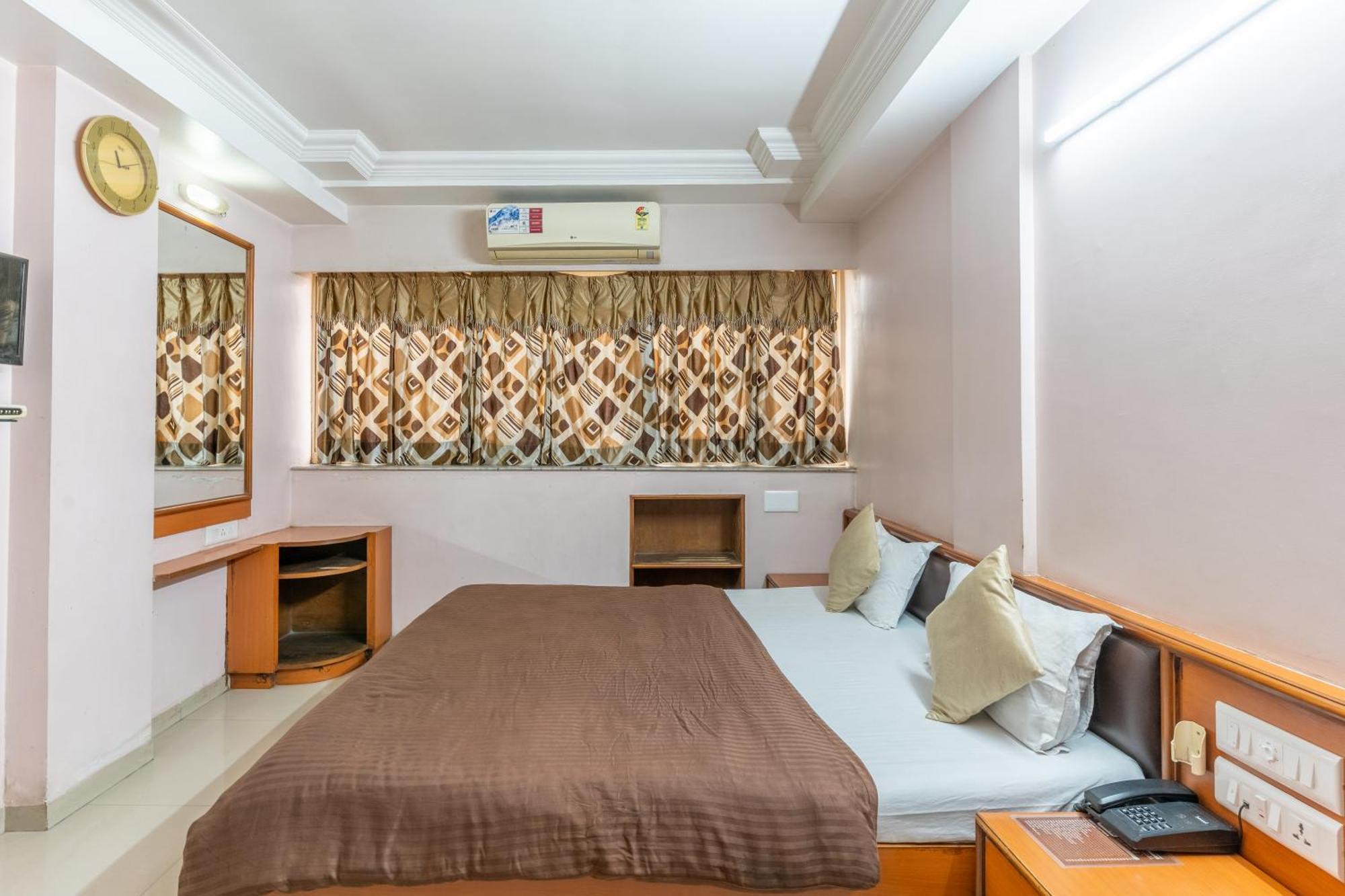 Hotel Sanmati 2*