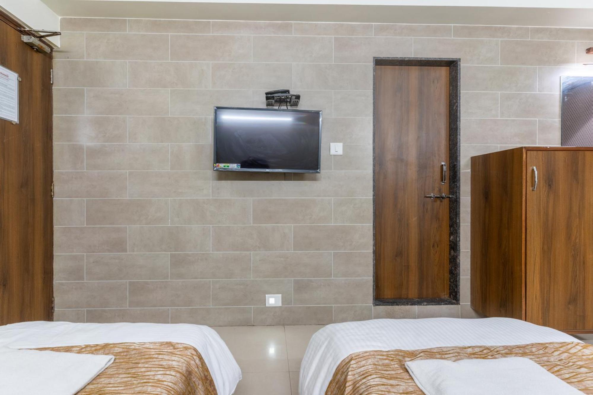 Sanmati 2* Ahmedabad