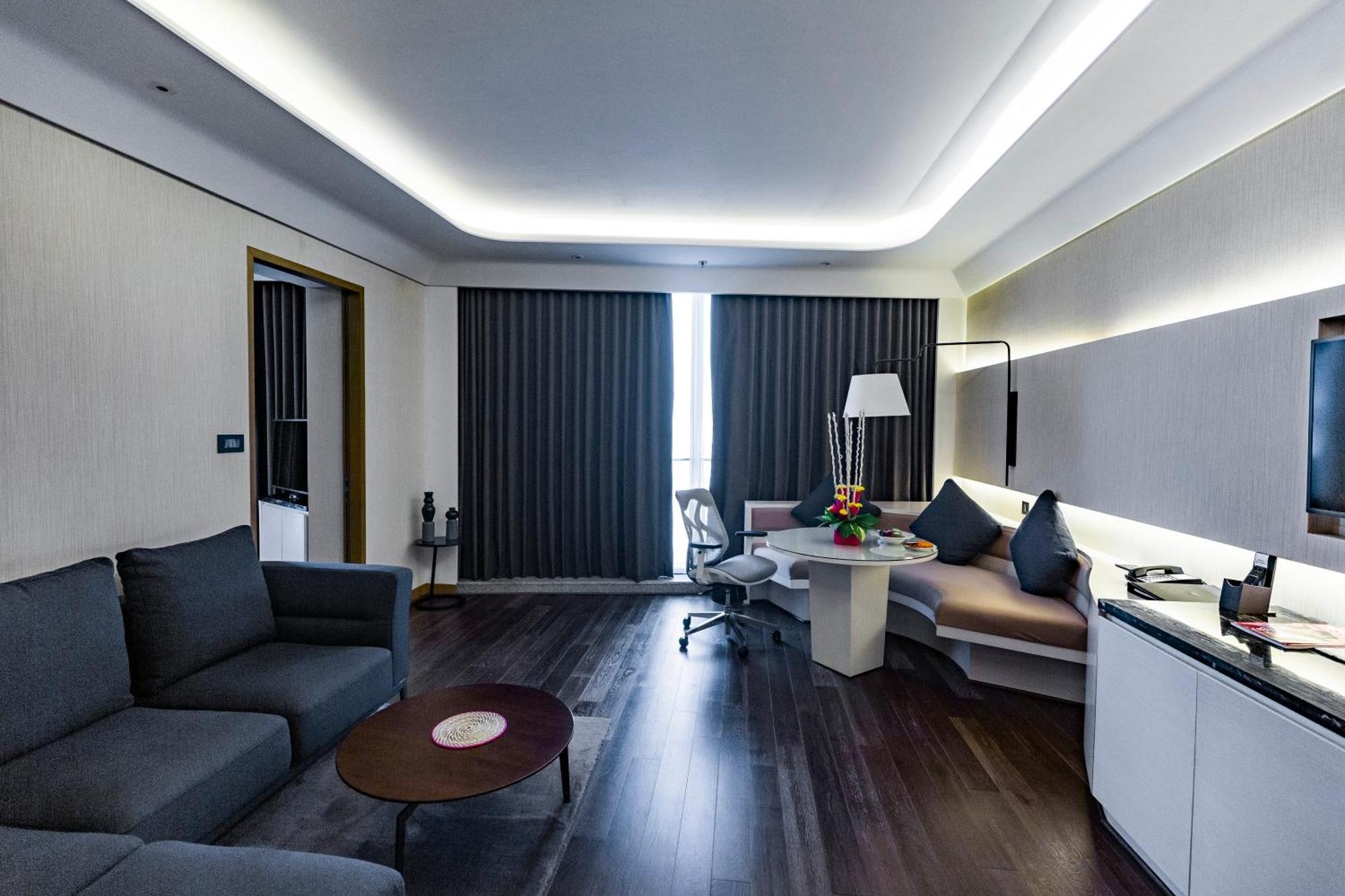 Doubletree By Hilton 5*