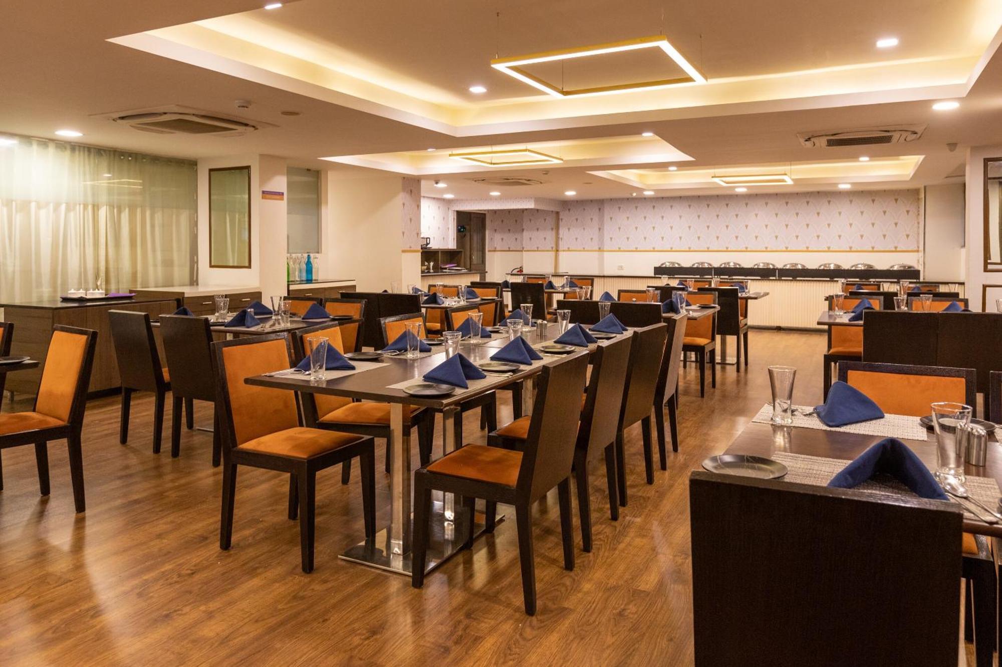 3 By Oyo Nami Residency, 4*