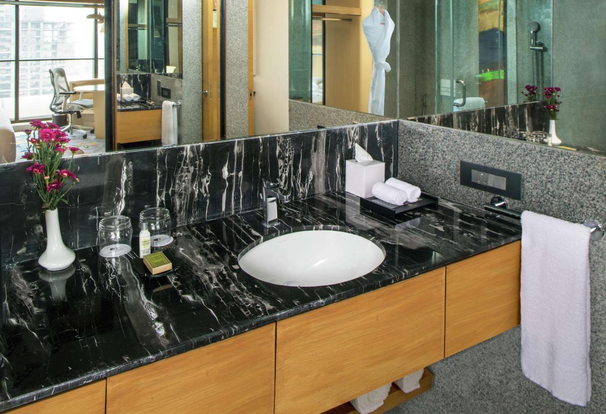 Doubletree By Hilton 5*