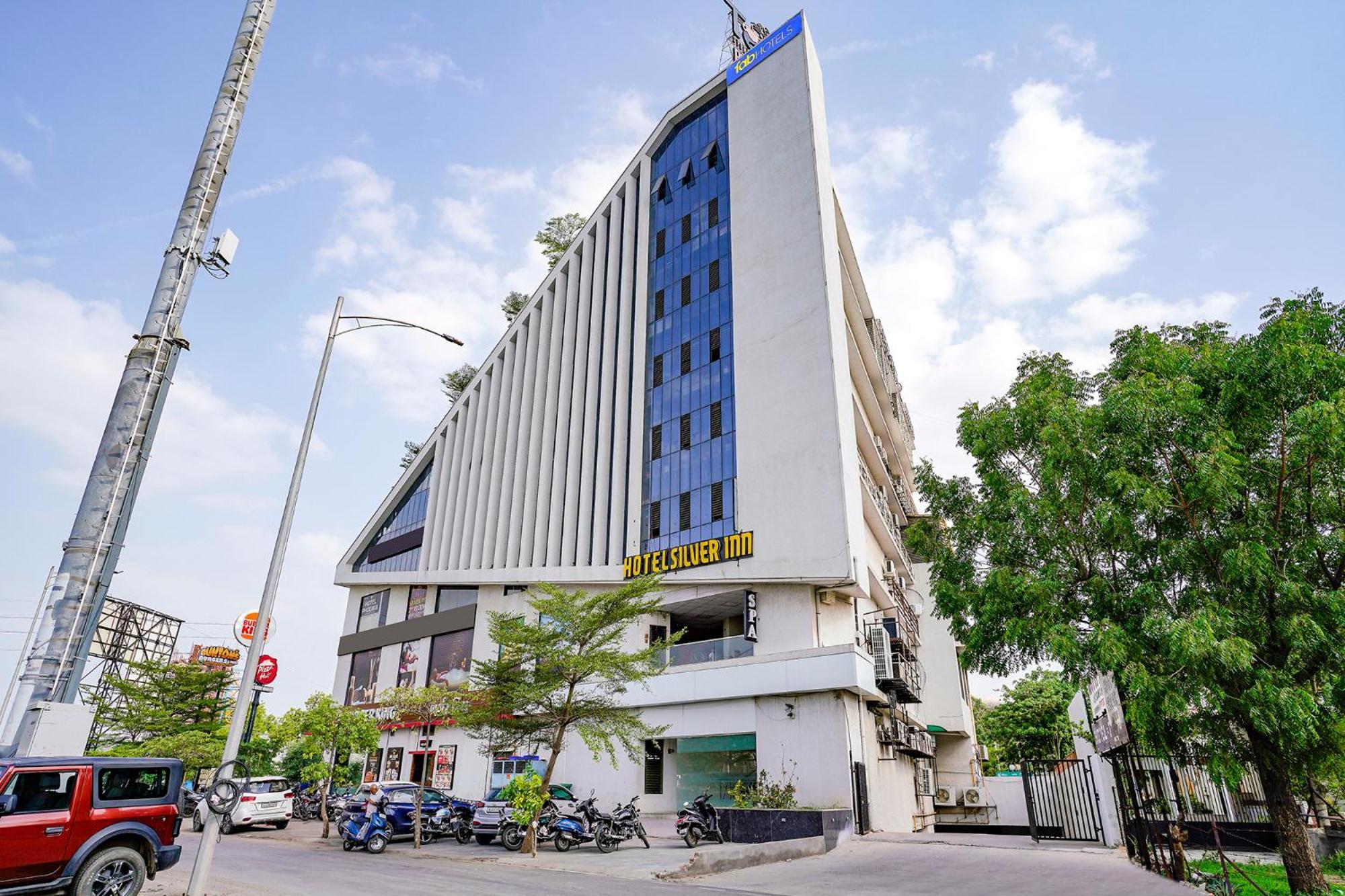 Hotel Fabhotel Silver
