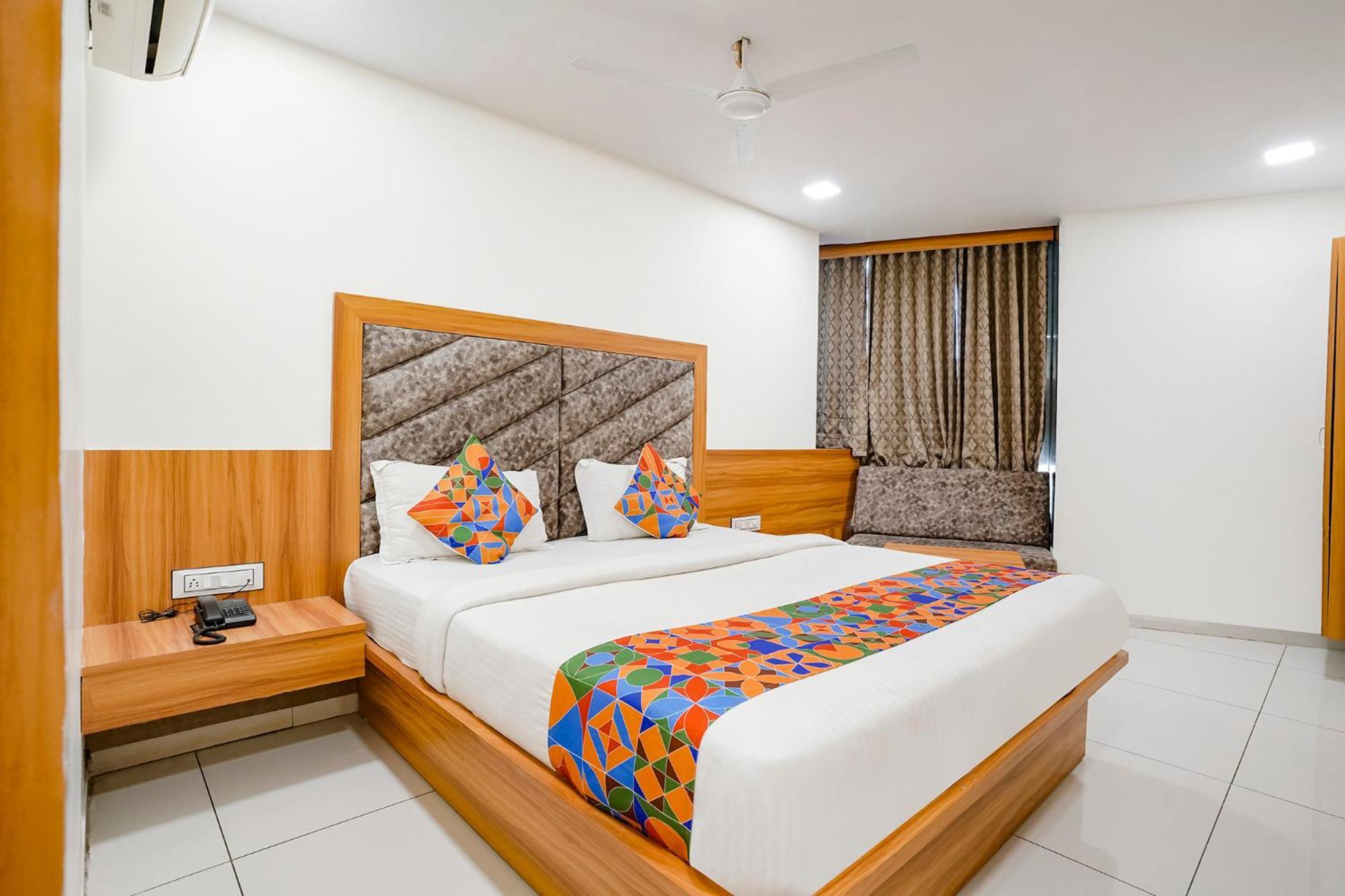 Fabhotel Silver 3*