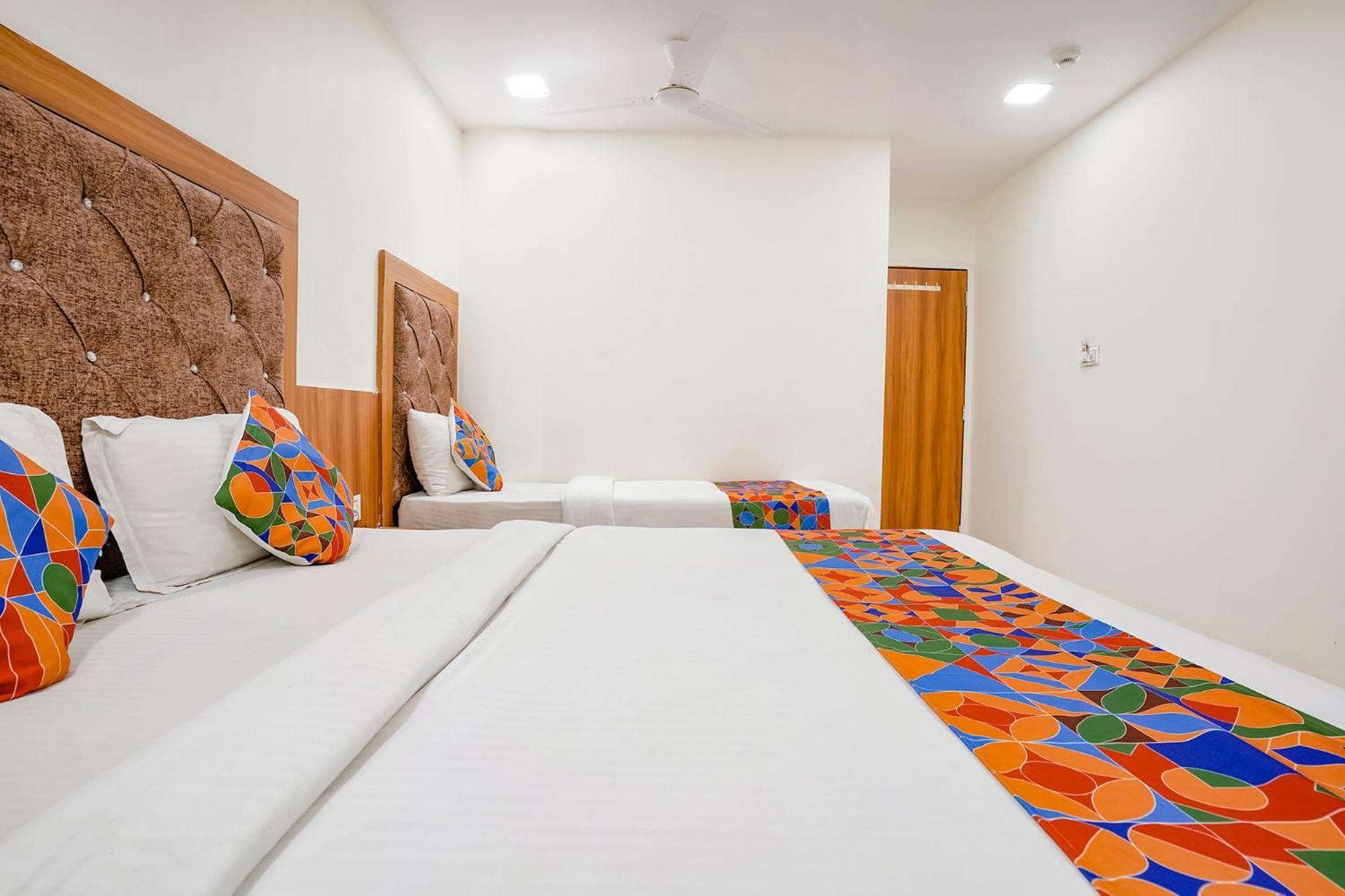 Fabhotel Silver