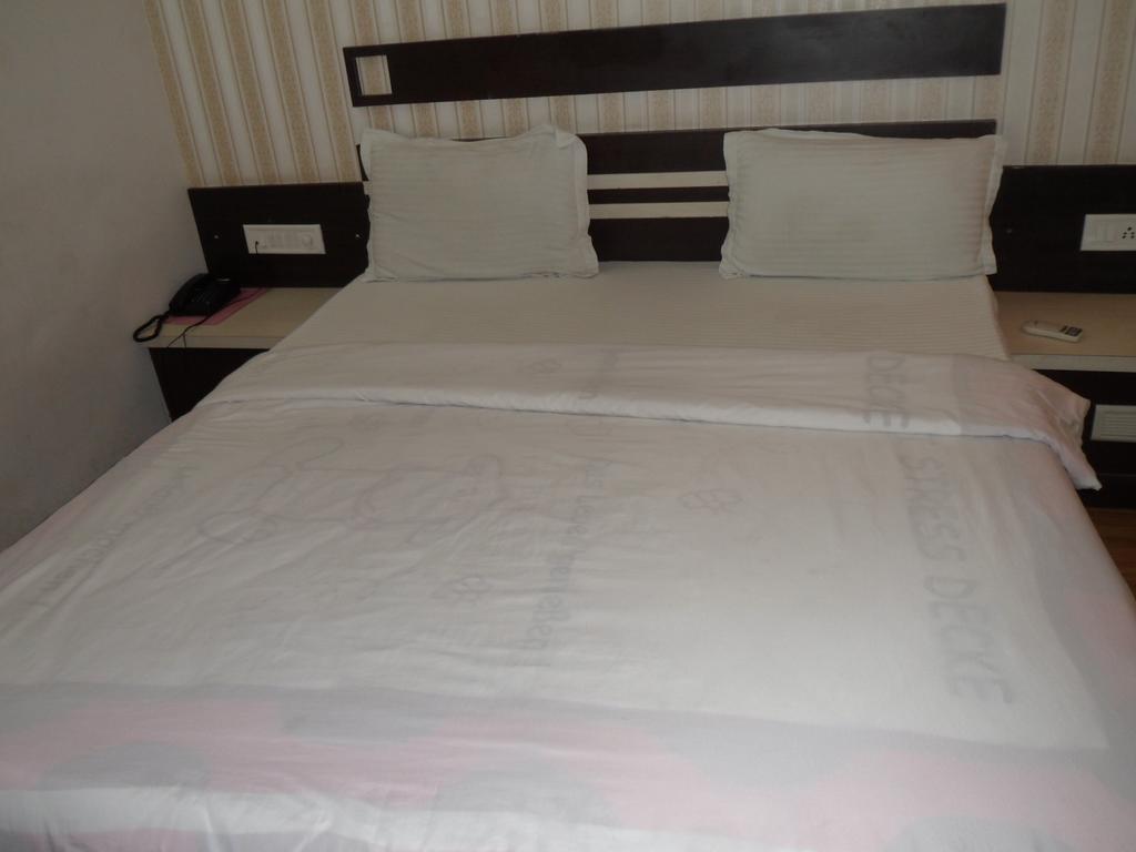 Hotel Avion Ahmedabad