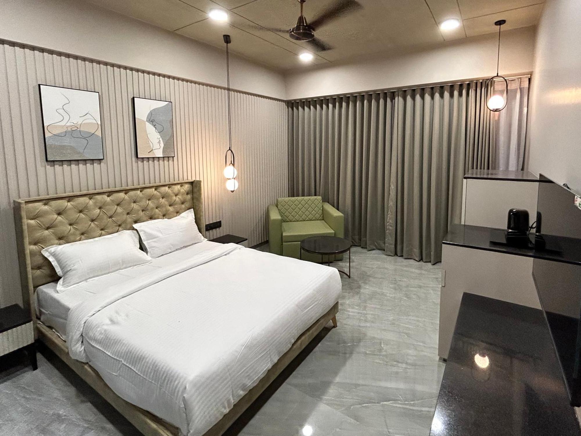 Apricot Motera Hotel Ahmedabad