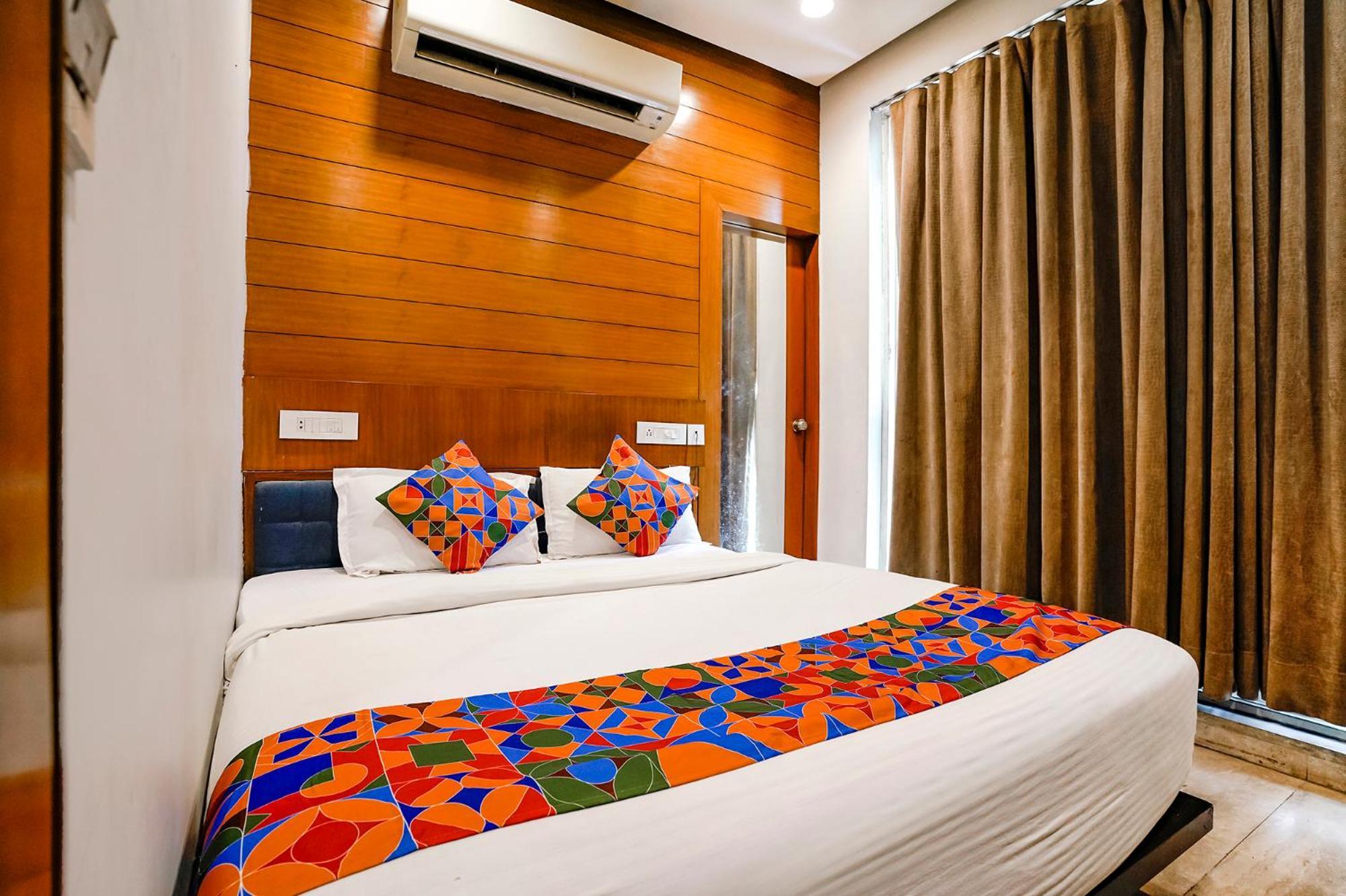 Hotel Fabhotel Kyra - Near Airport Road Ahmedabad