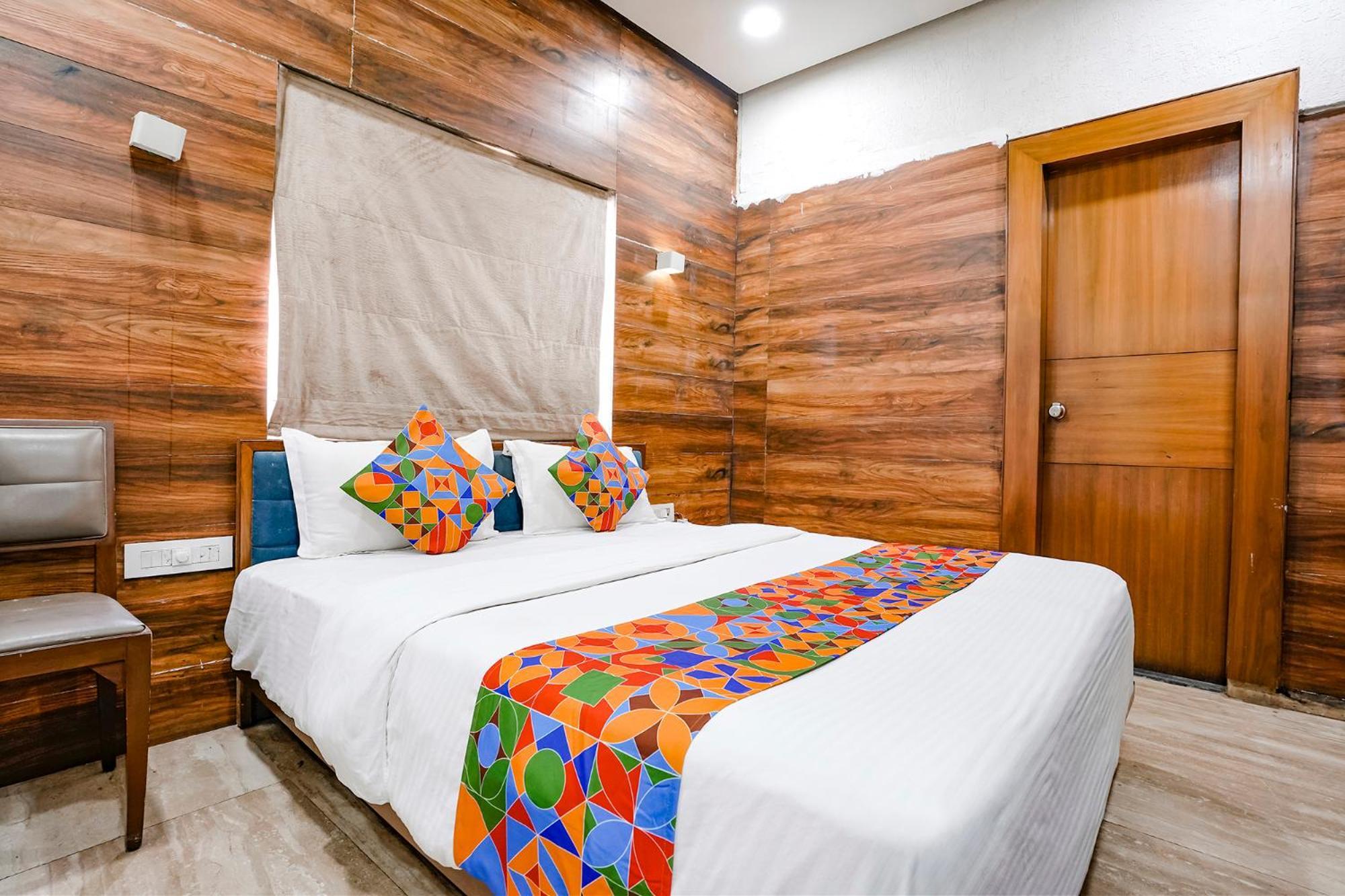 Fabhotel Kyra - Near Airport Road Hotel Ahmedabad
