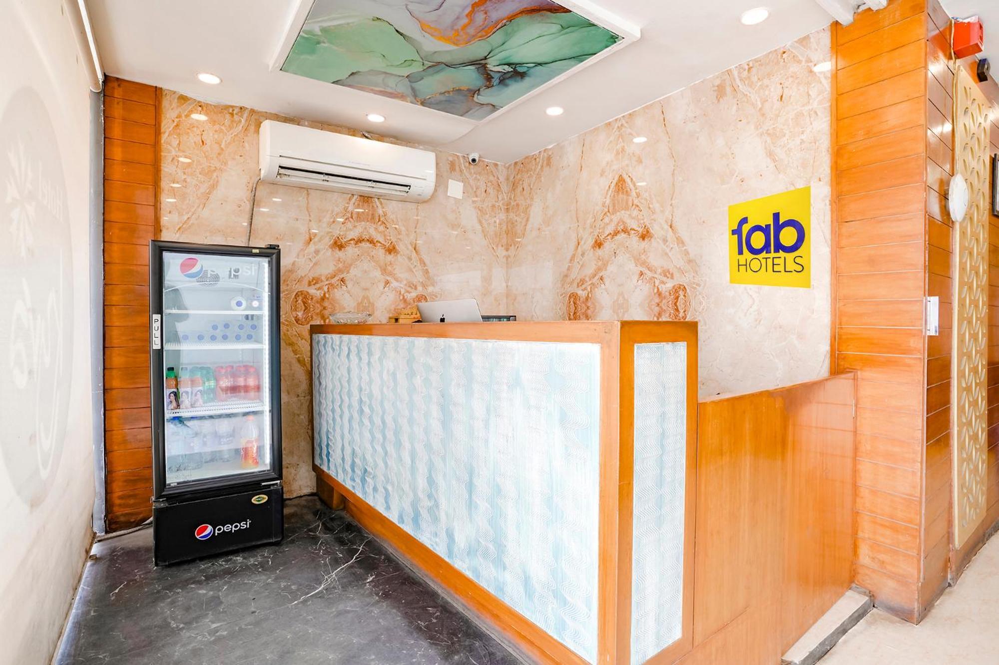 Hotel Fabhotel Kyra - Near Airport Road