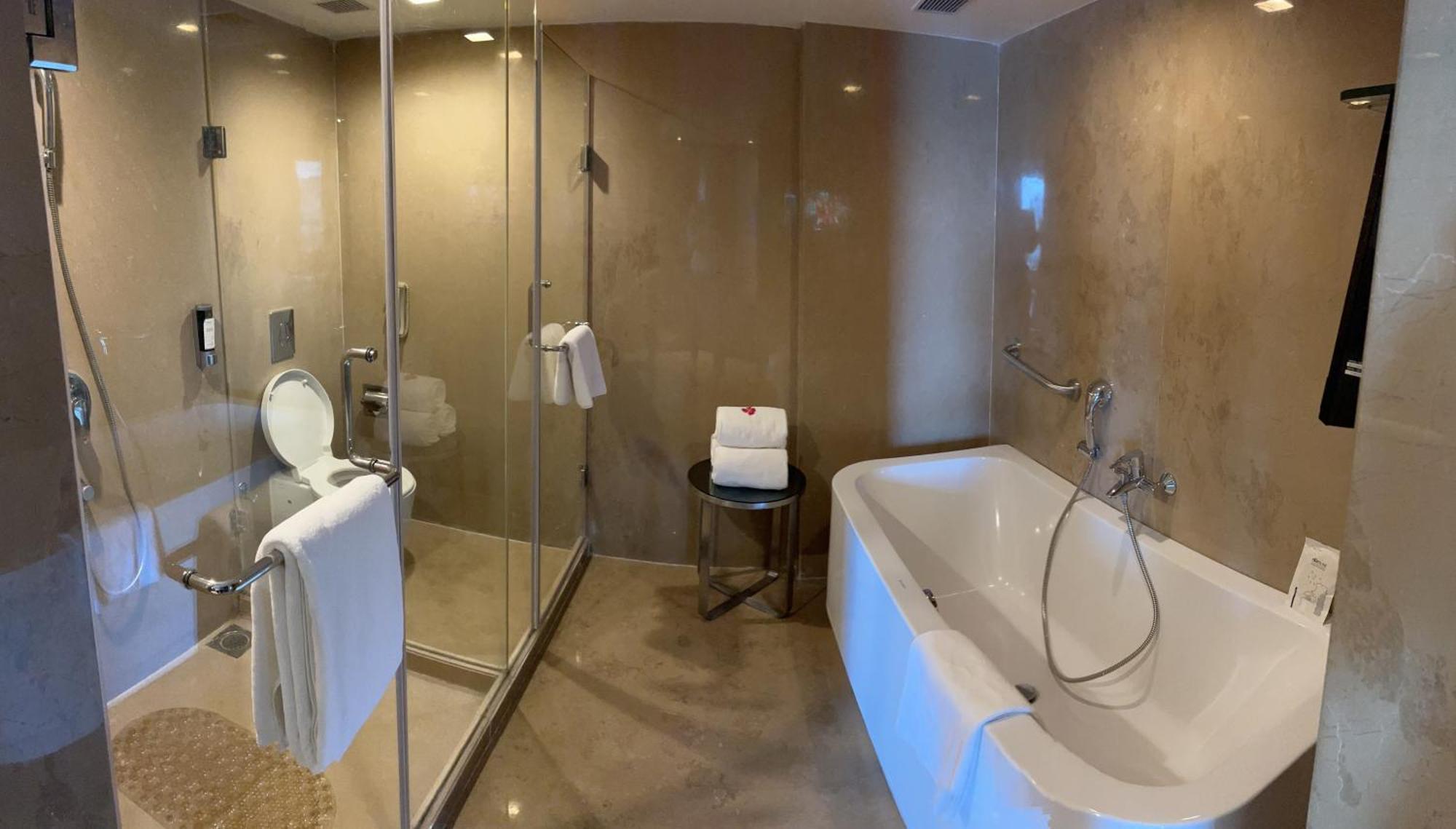 Fortune Select Sg Highway, - Member Itc Hotels' Group Ahmedabad