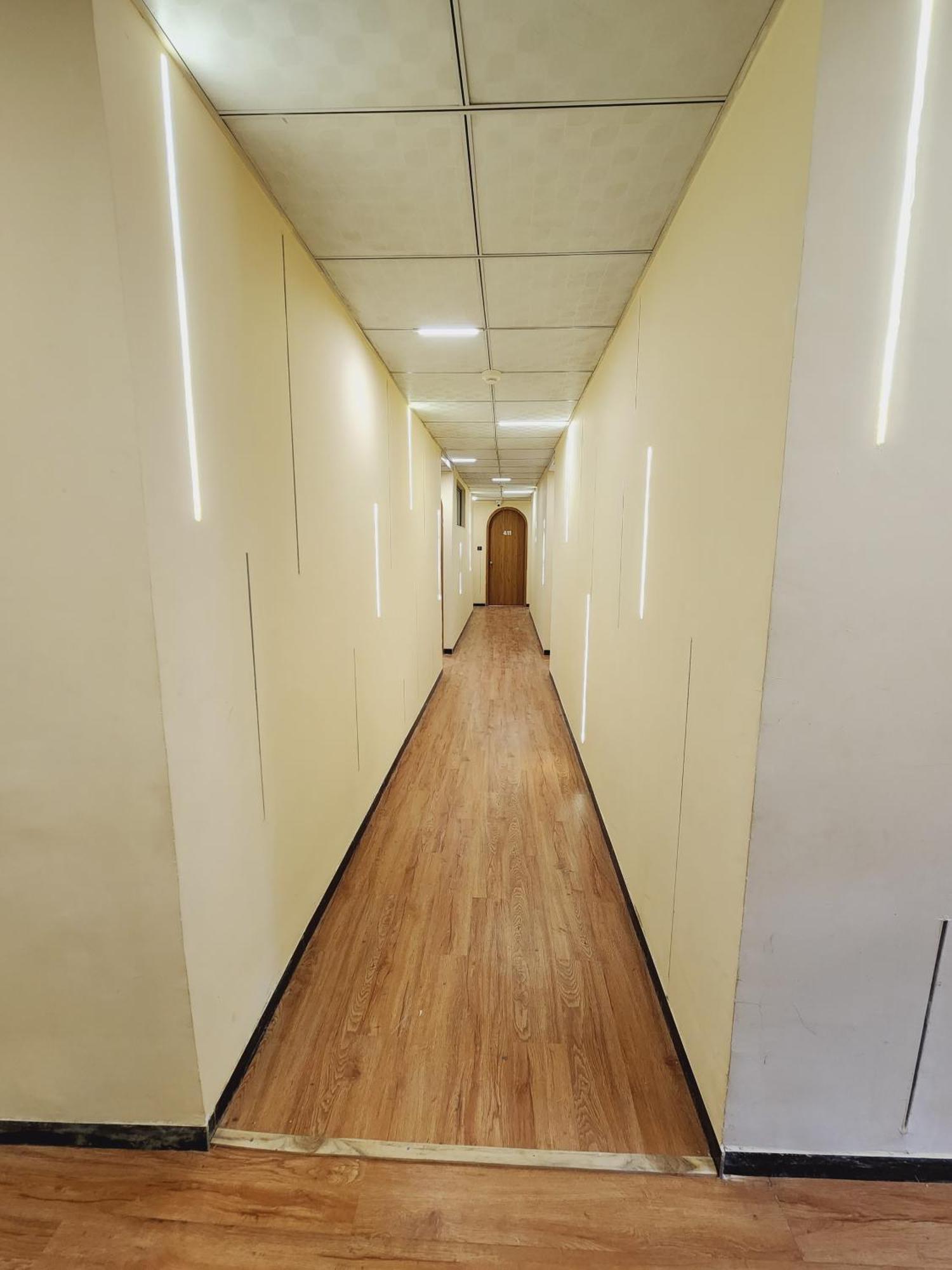 Nova Bopal Hotel 3*