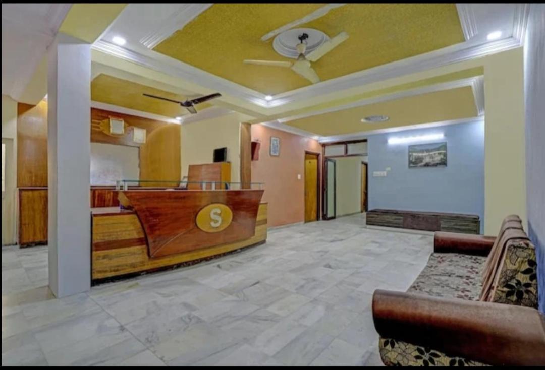 Guest house Sarovar Narol *