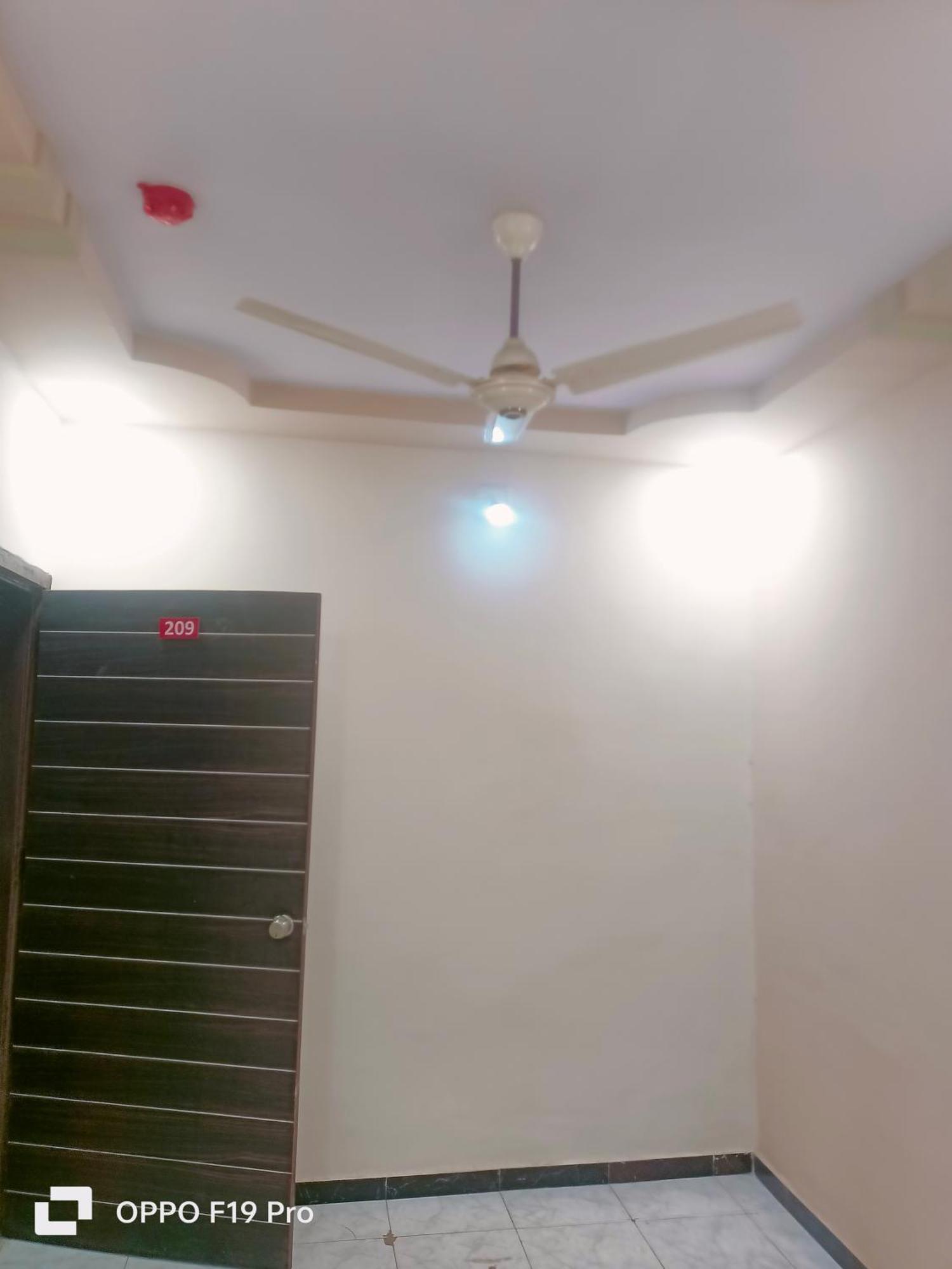 Sarovar Narol Guest house *
