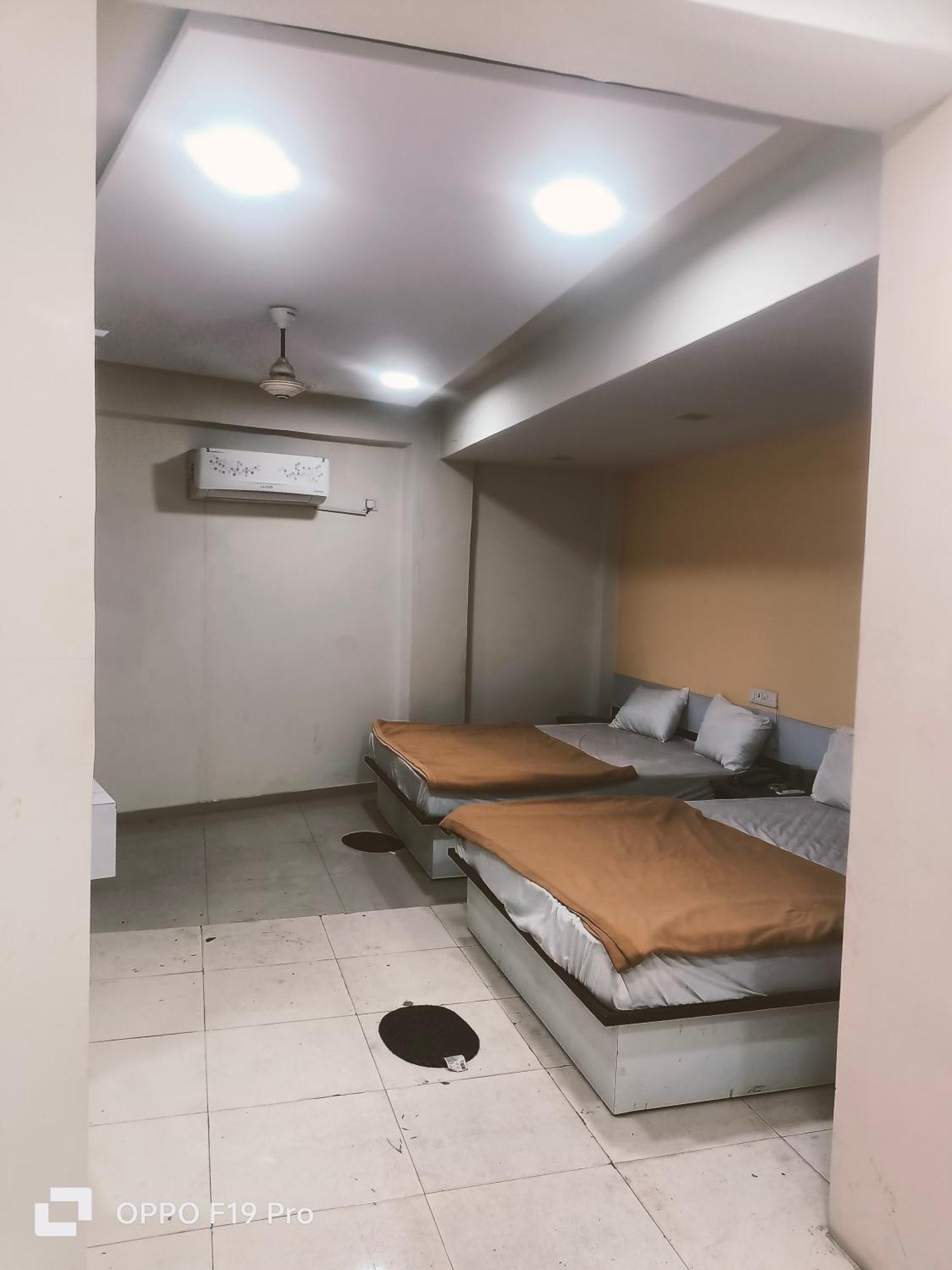 Guest house Sarovar Narol Ahmedabad
