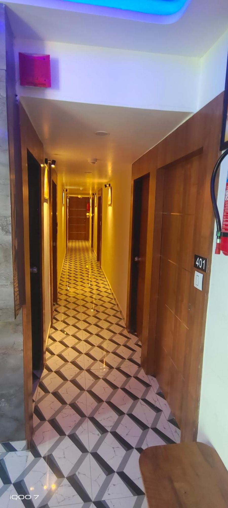 New Kunj Hotel