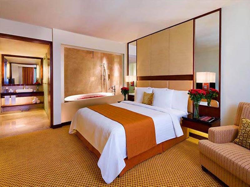 Hotel Courtyard By Marriott Ahmedabad