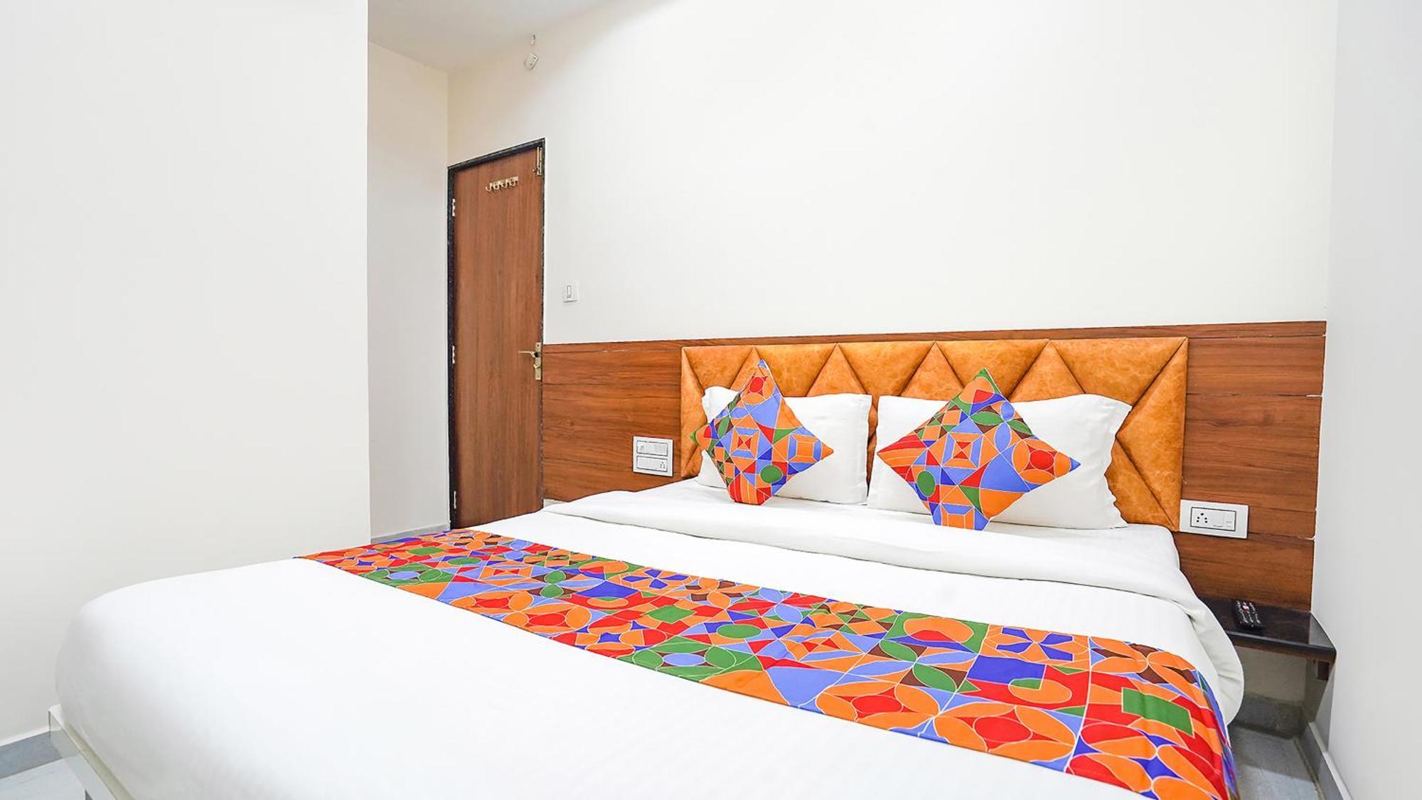 Hotel Fabhotel Vishala In 3*