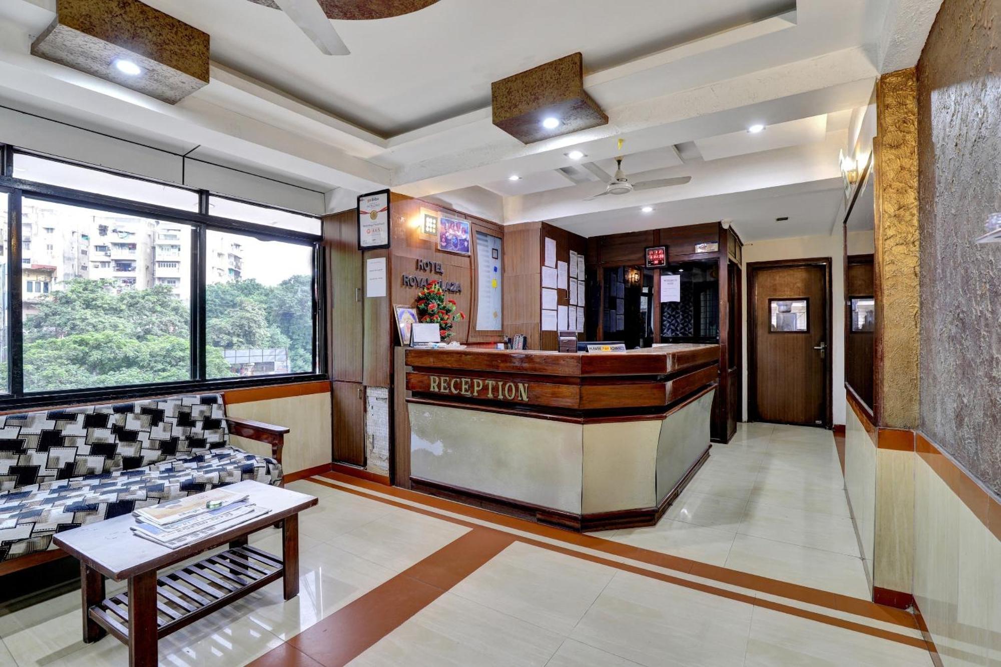 Collection O 82926 Royal Plaza Hotel 3*