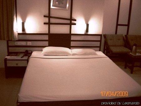 Hotel Airport Residency 2*