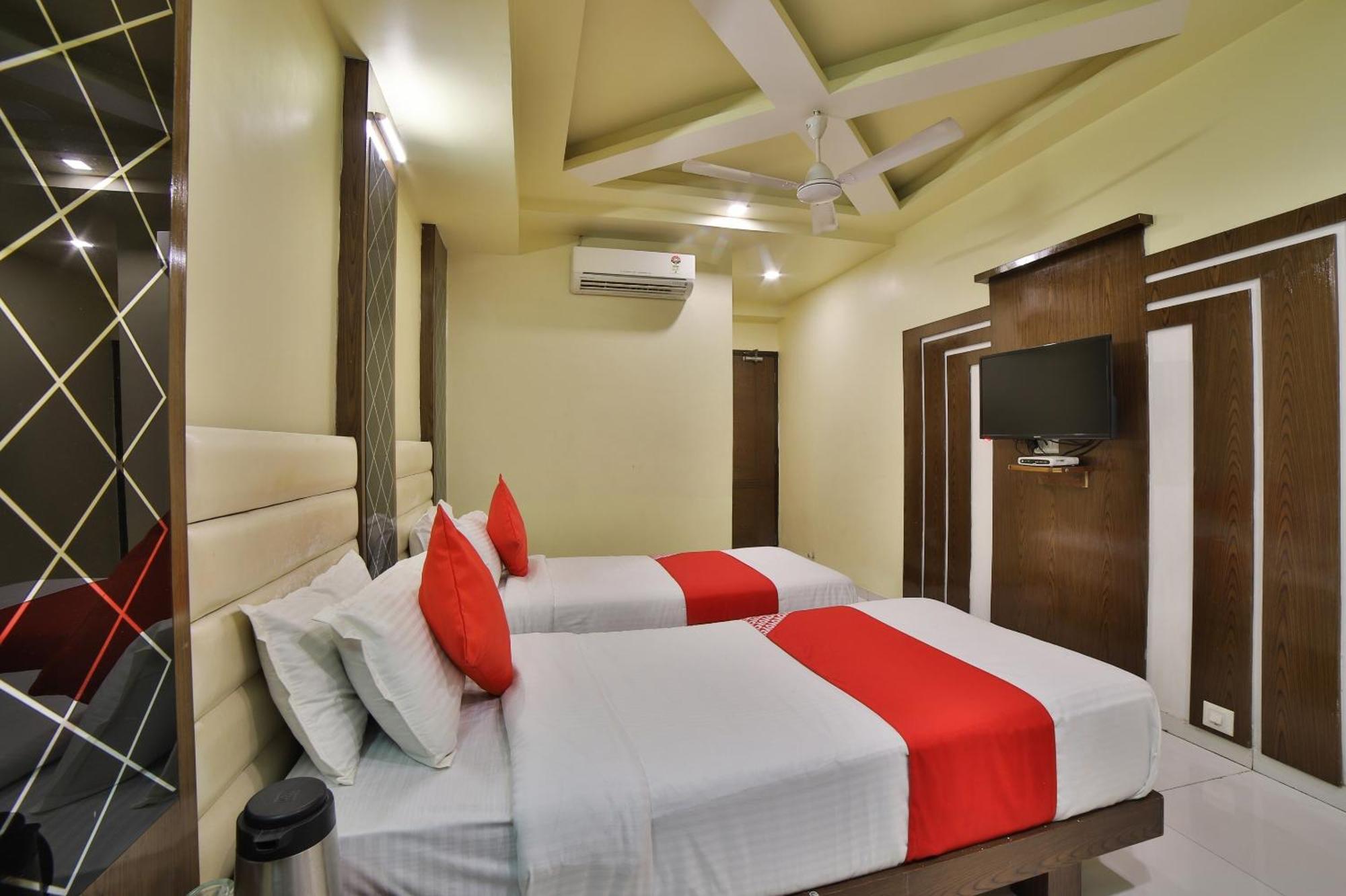 Hotel Capital O Kalash Residency