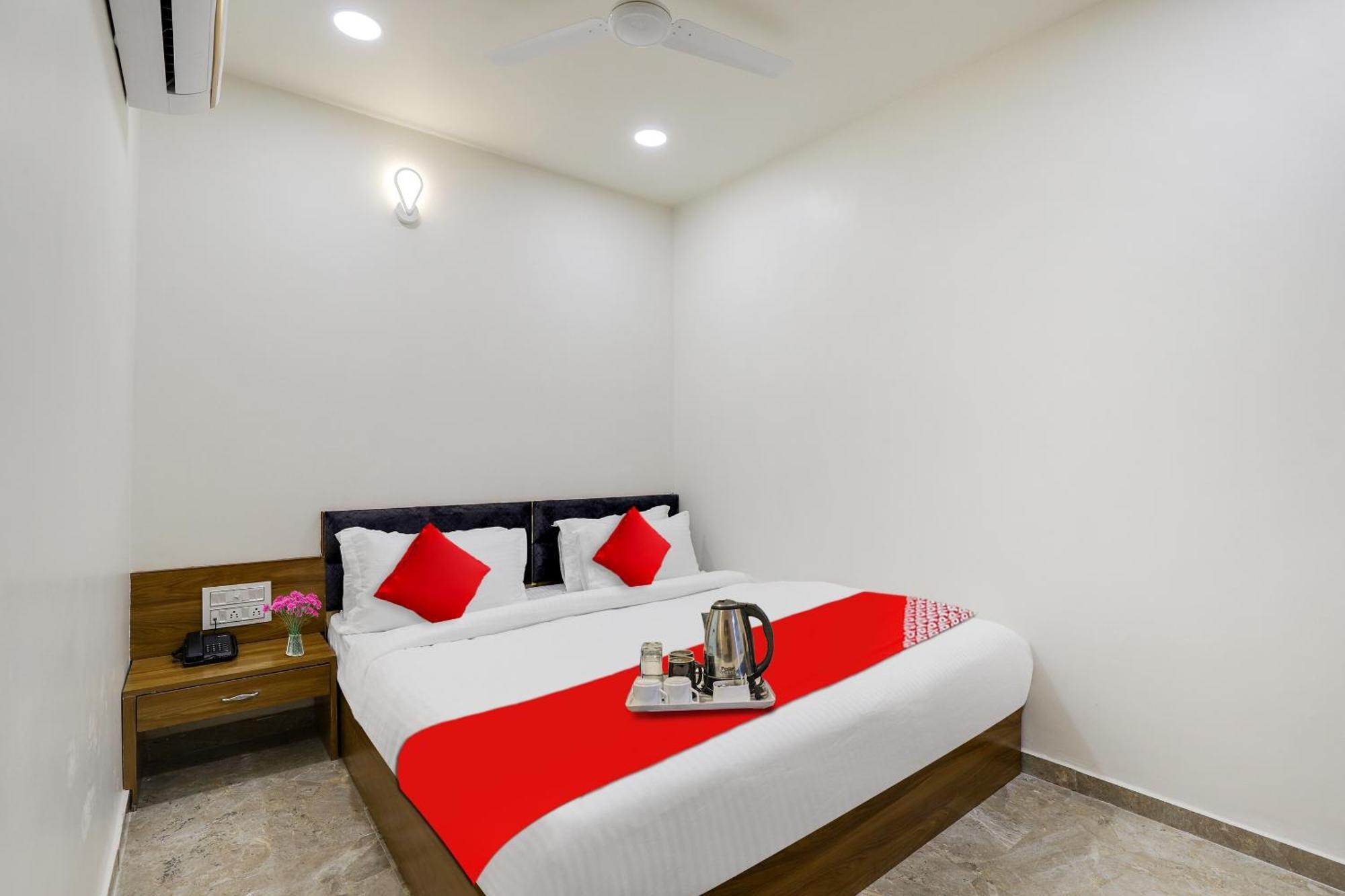 Hotel Collection O Park 3*