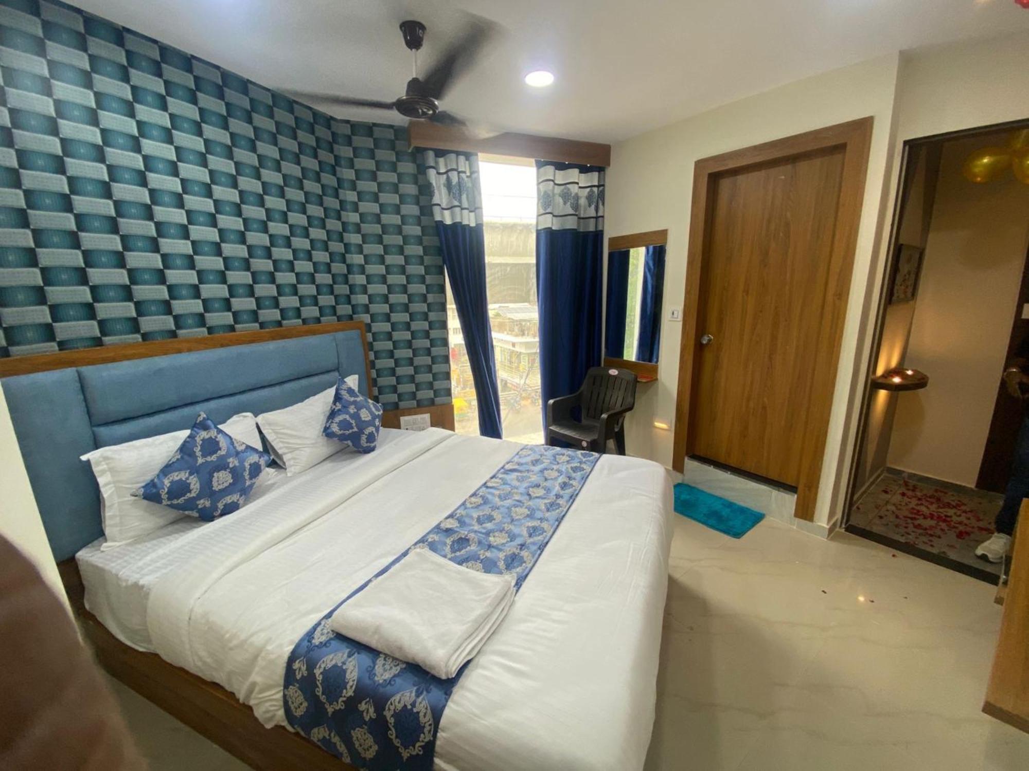 Hotel Surya 2*